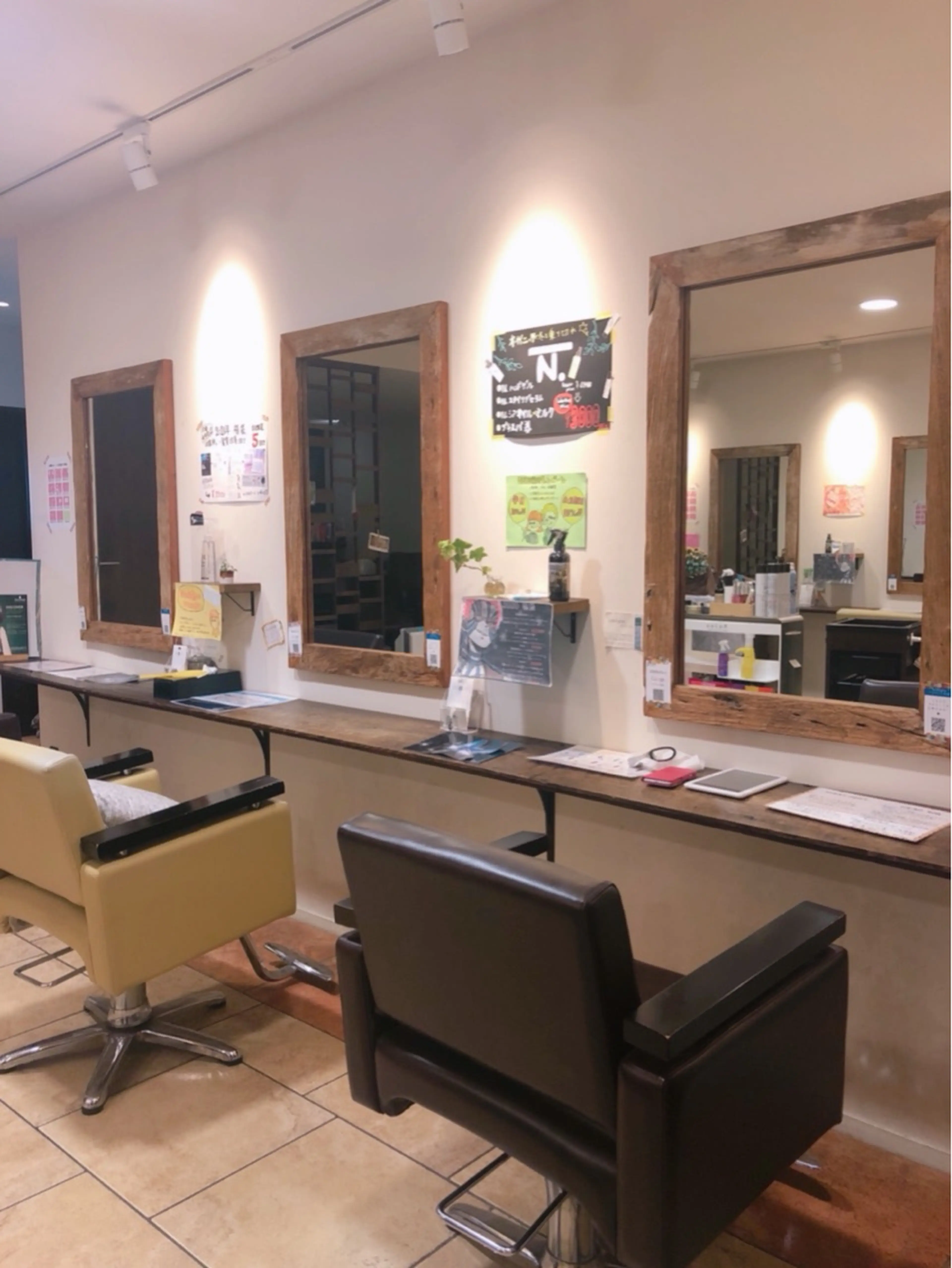 ポルト　都立大学店の内観・外観2