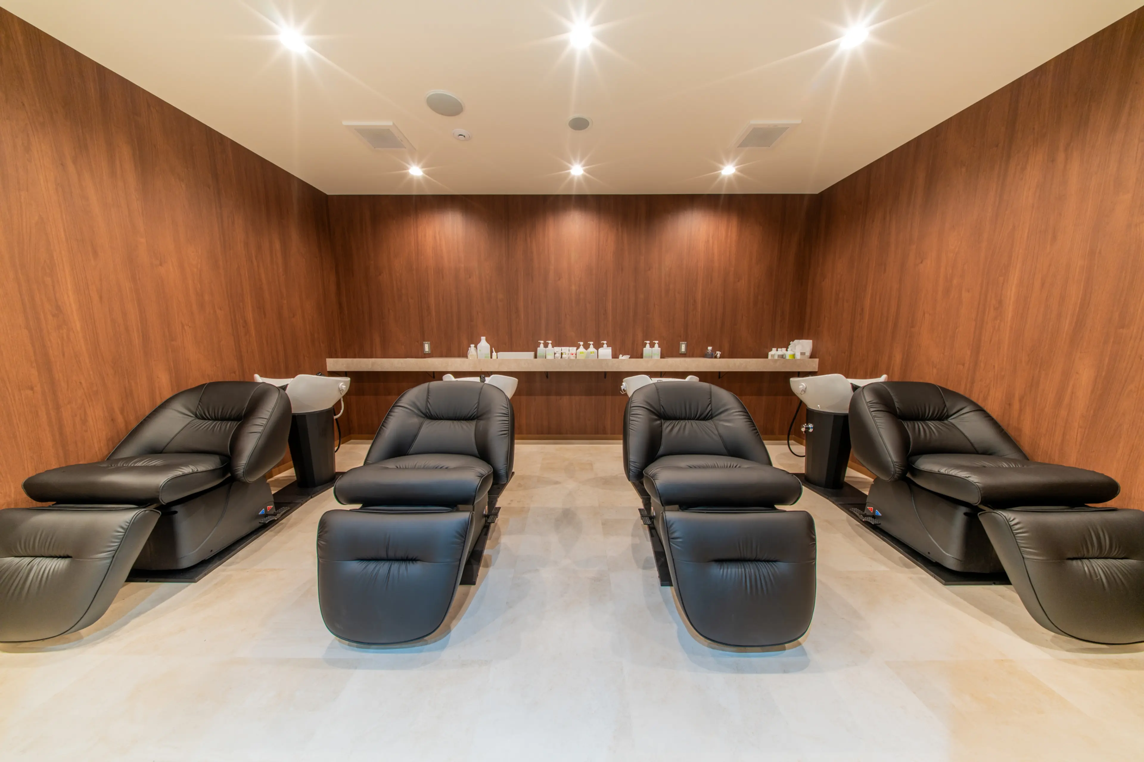 newi三宮【ネウィ】髪質改善×縮毛矯正/share salon on JAM三宮の内観・外観2