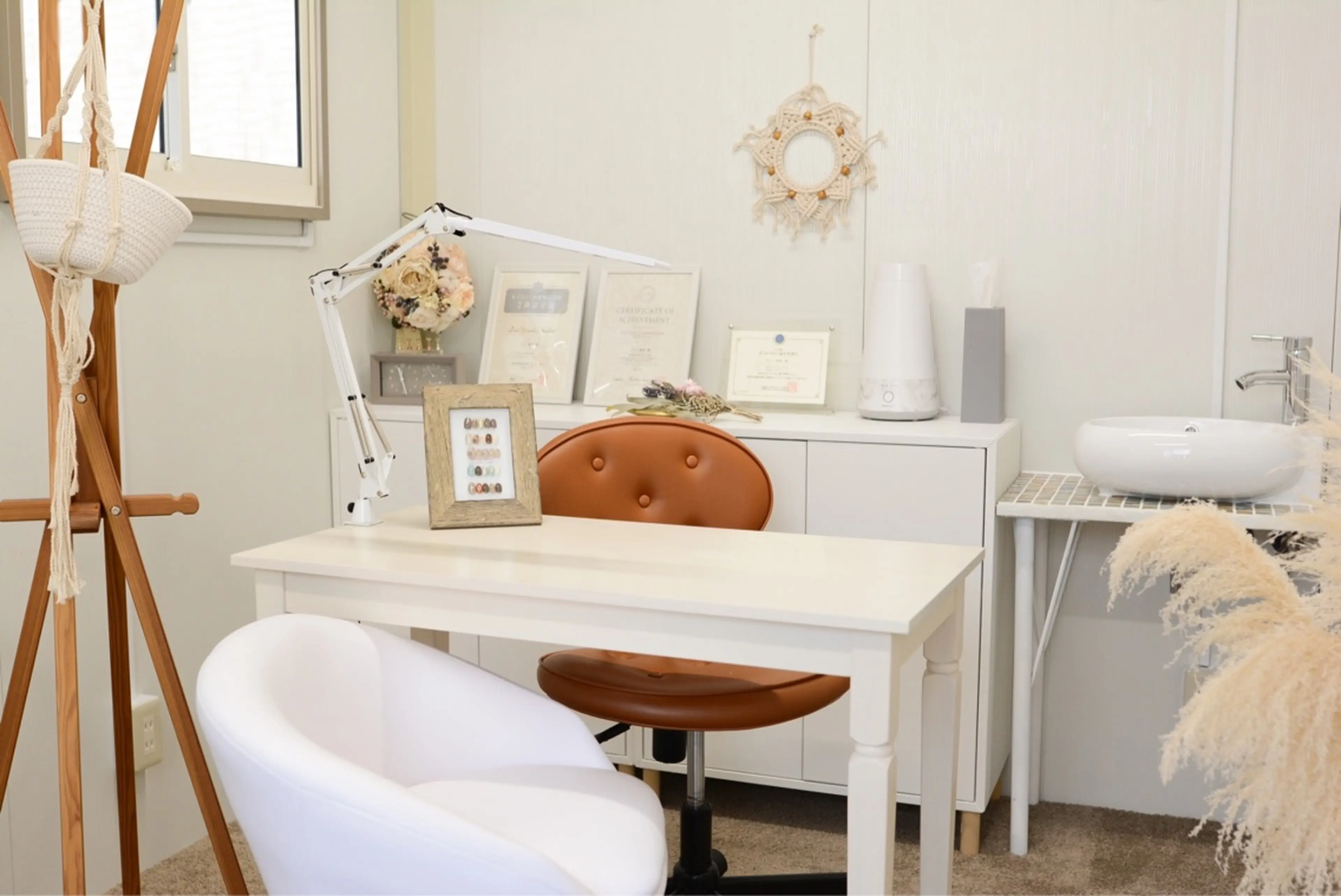 HaL  NaiLの内観・外観1