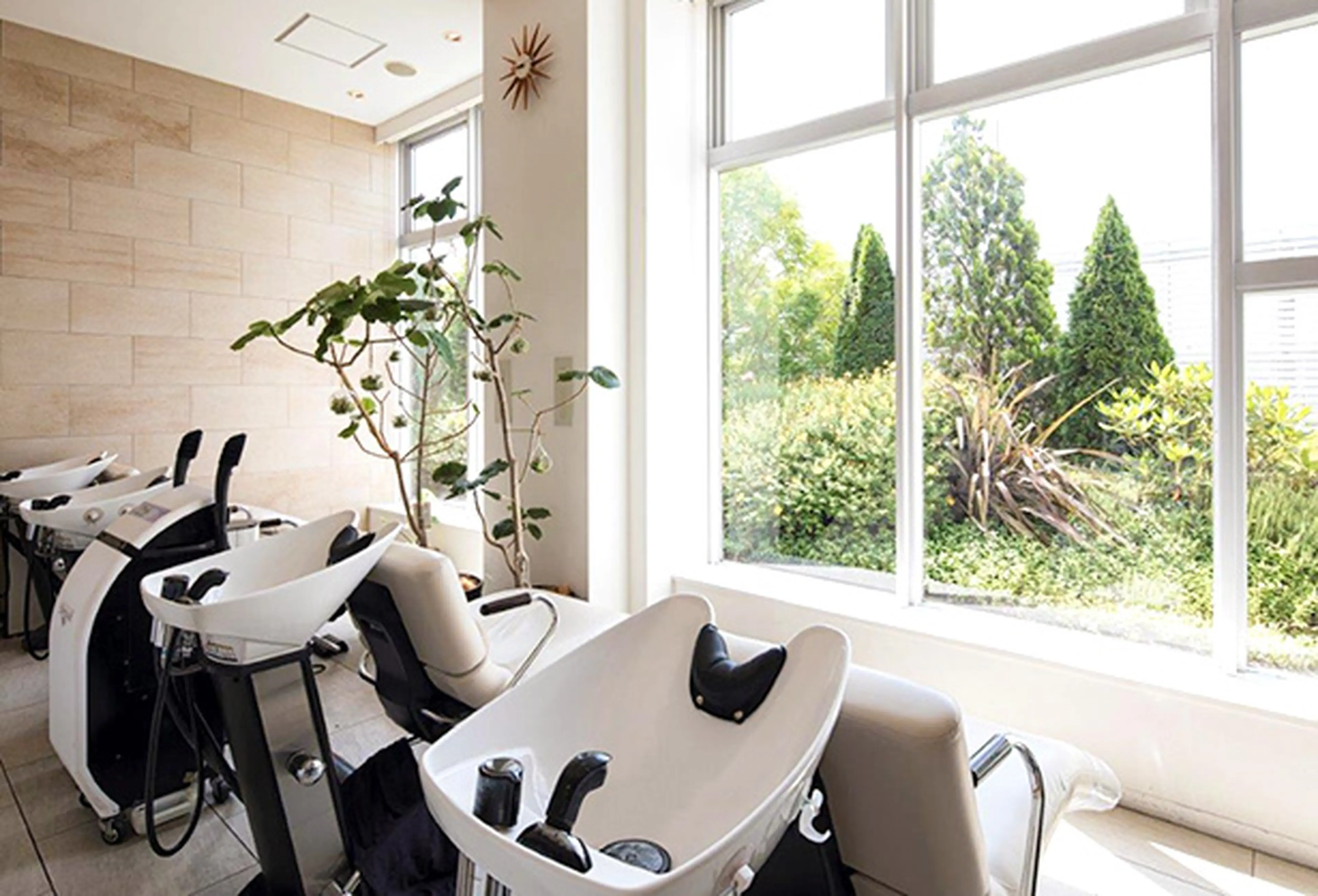 Ciel AVEDAの内観・外観1