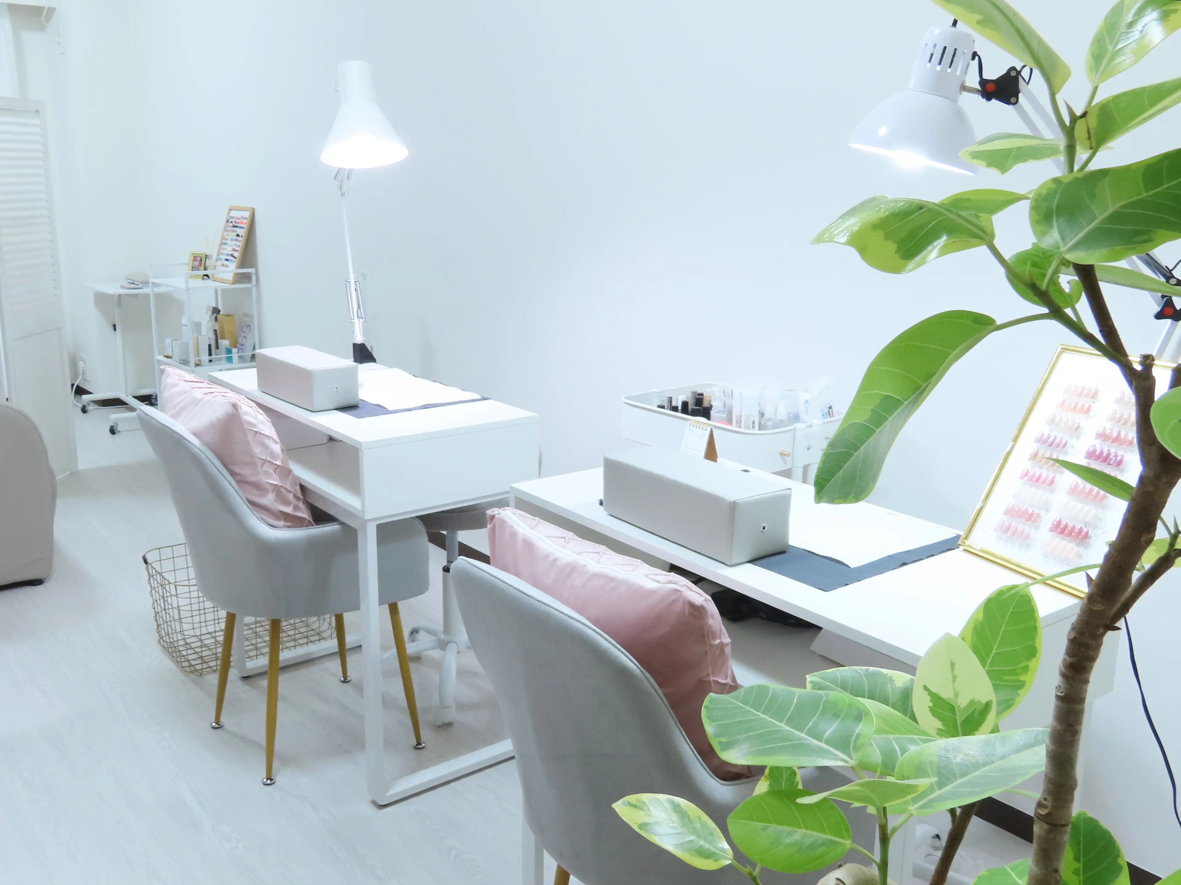 Salon Bi.の内観・外観2