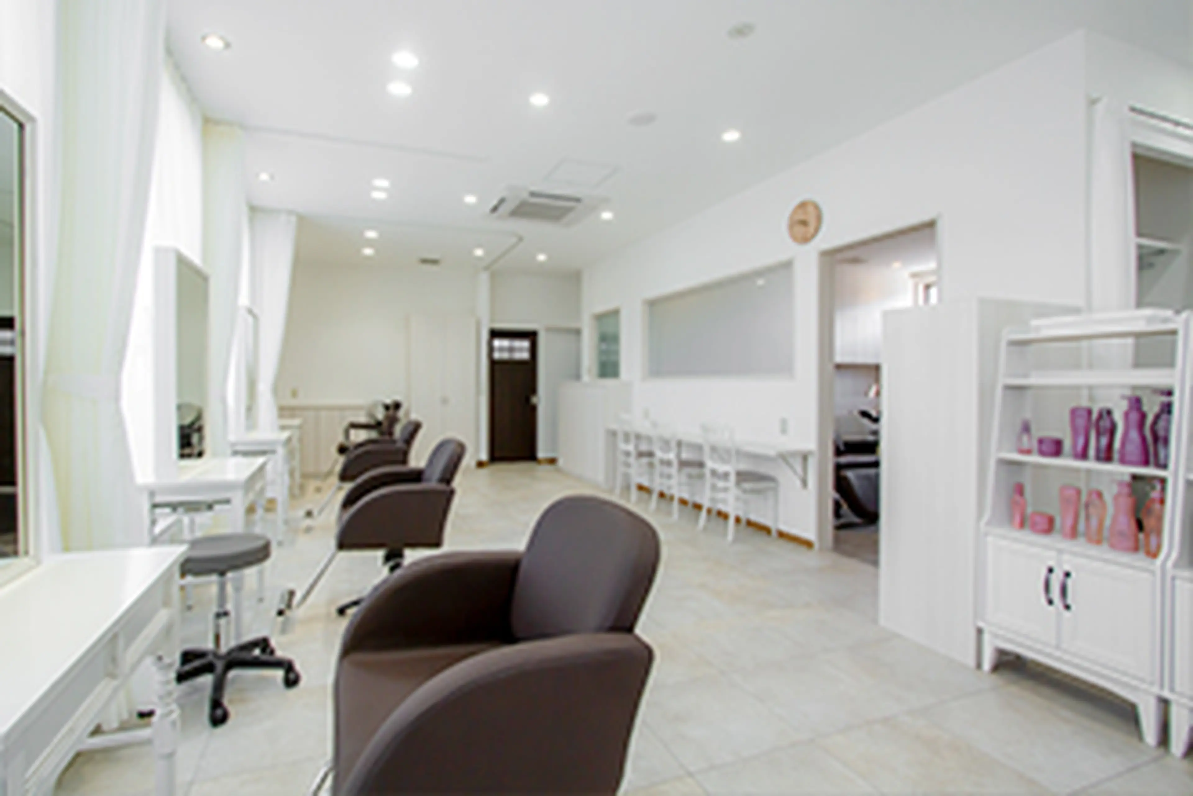 Sourire hair（スリールヘア）の内観・外観3