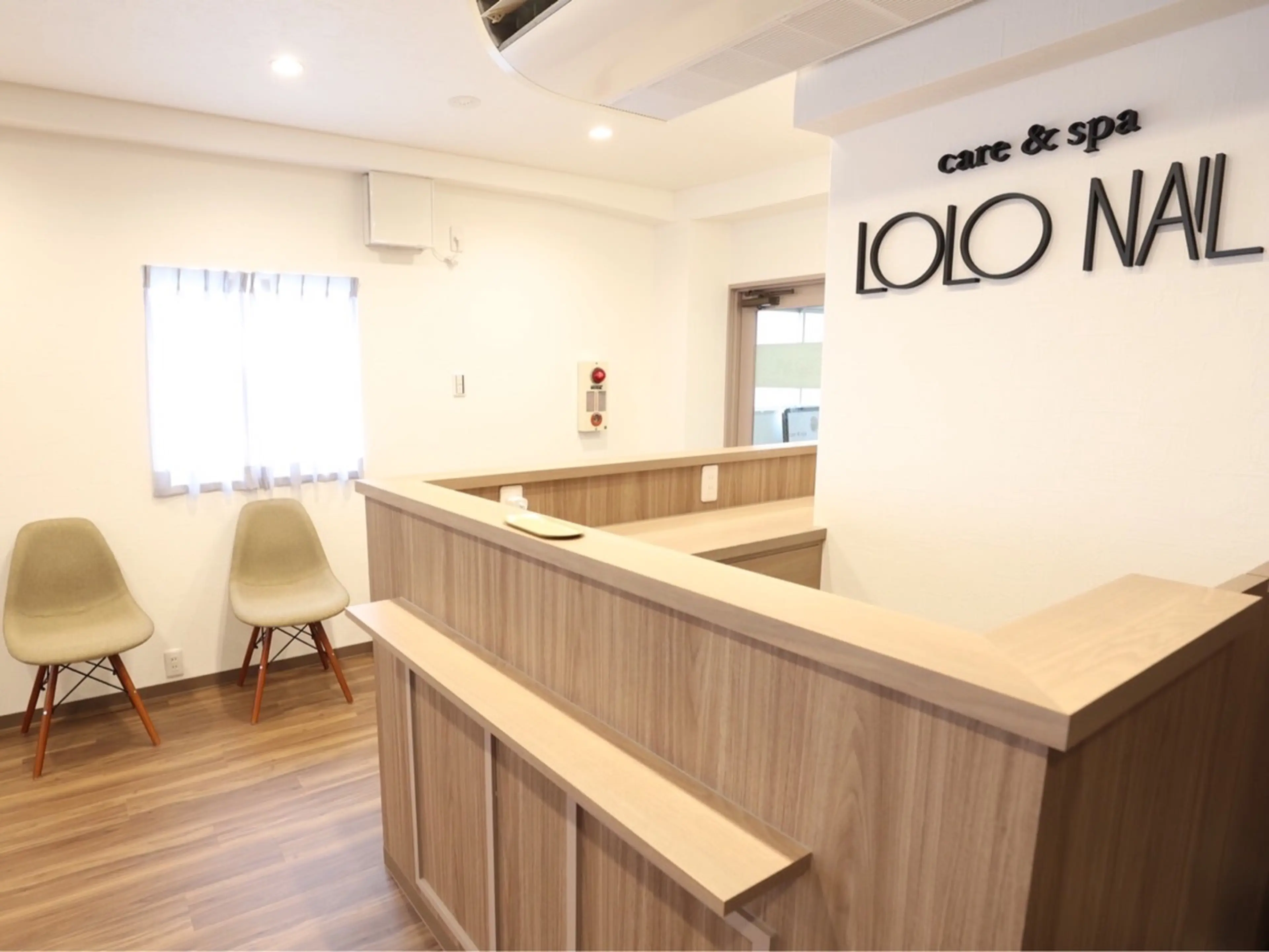nailsalon amore心斎橋店の内観・外観1