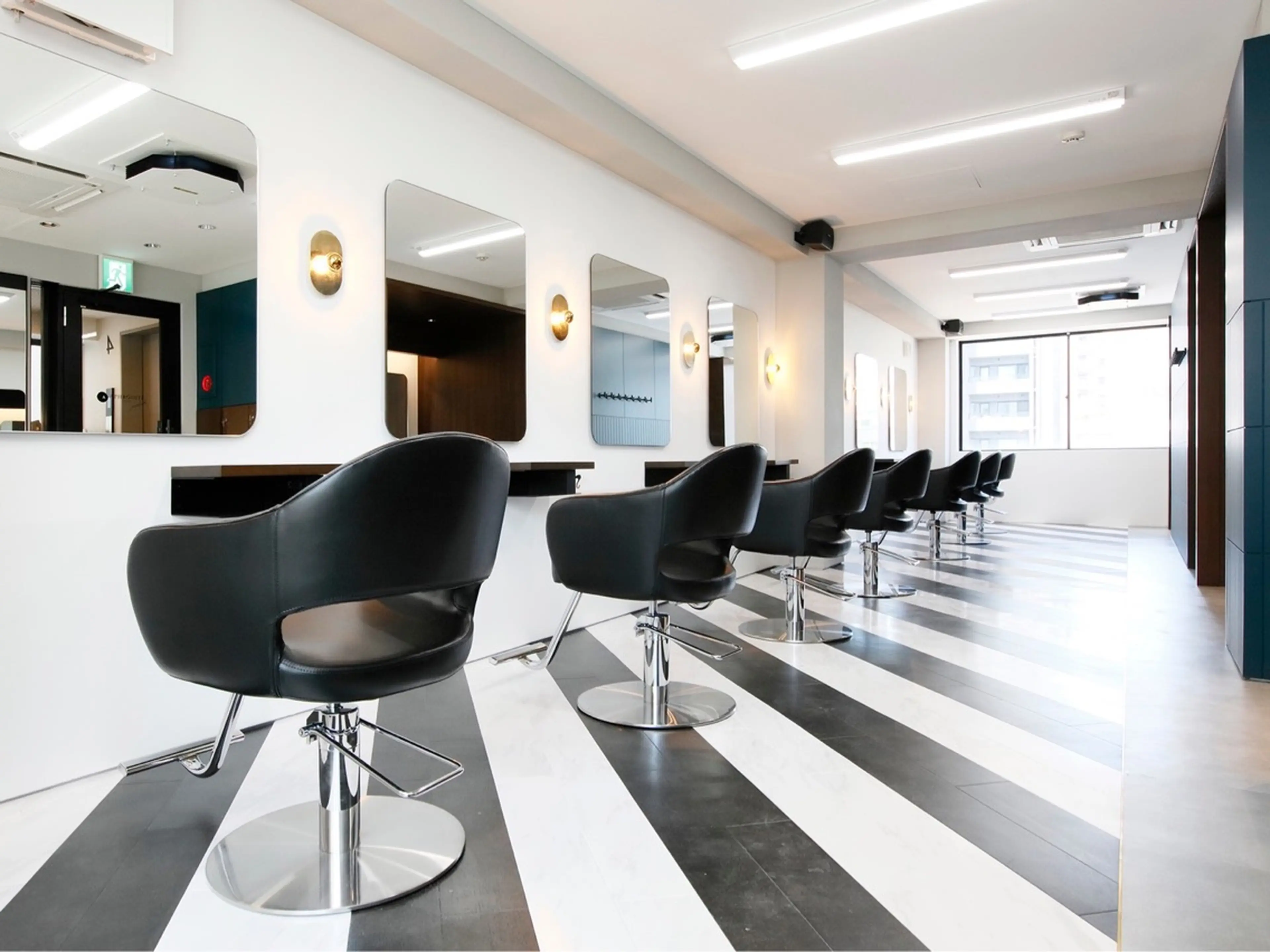 APHRODITE GINZA 御茶ノ水 神保町店の内観・外観2