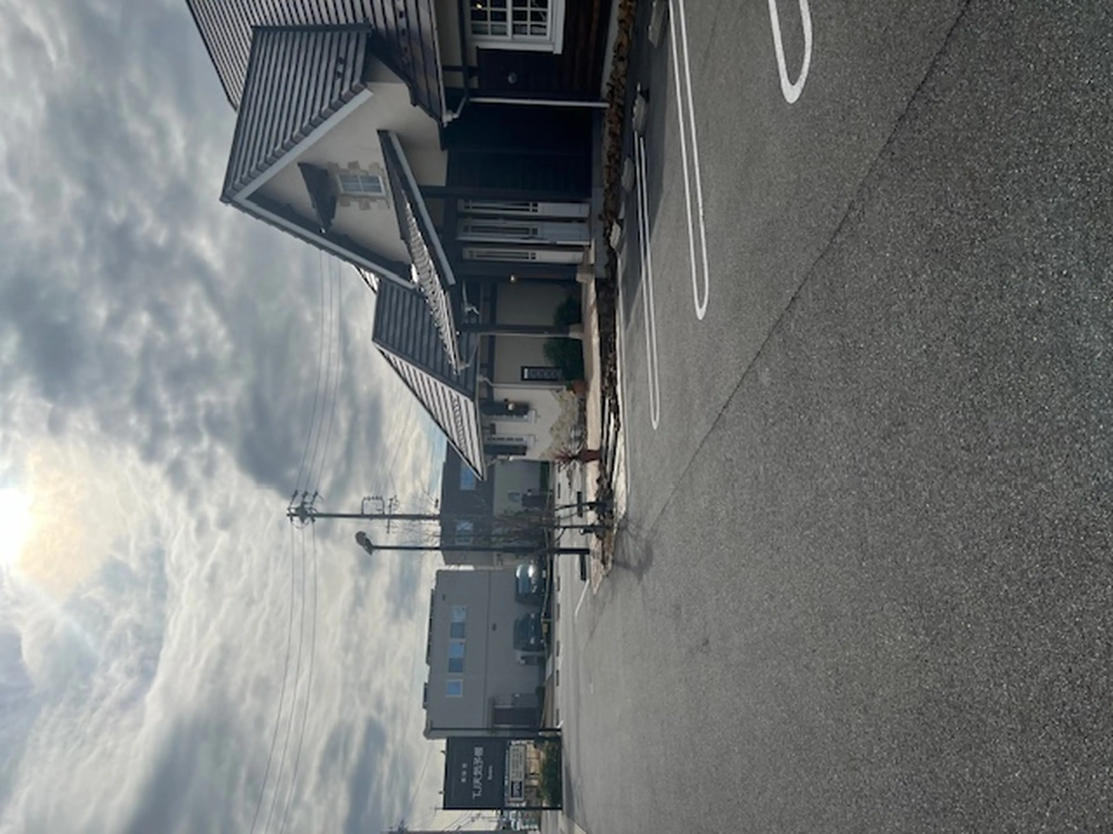 tj天気予報春日井店の内観・外観1