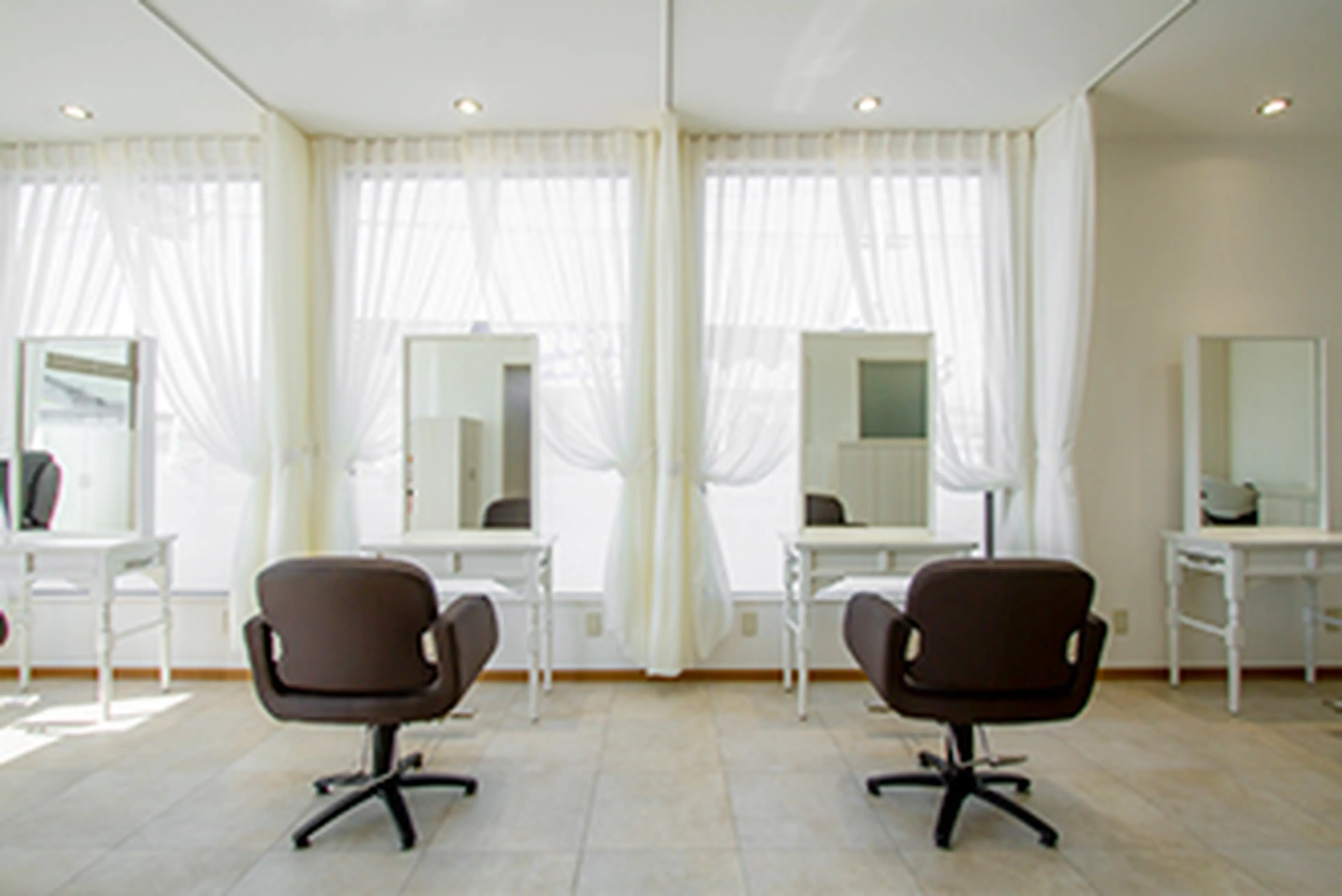 Sourire hair（スリールヘア）の内観・外観2