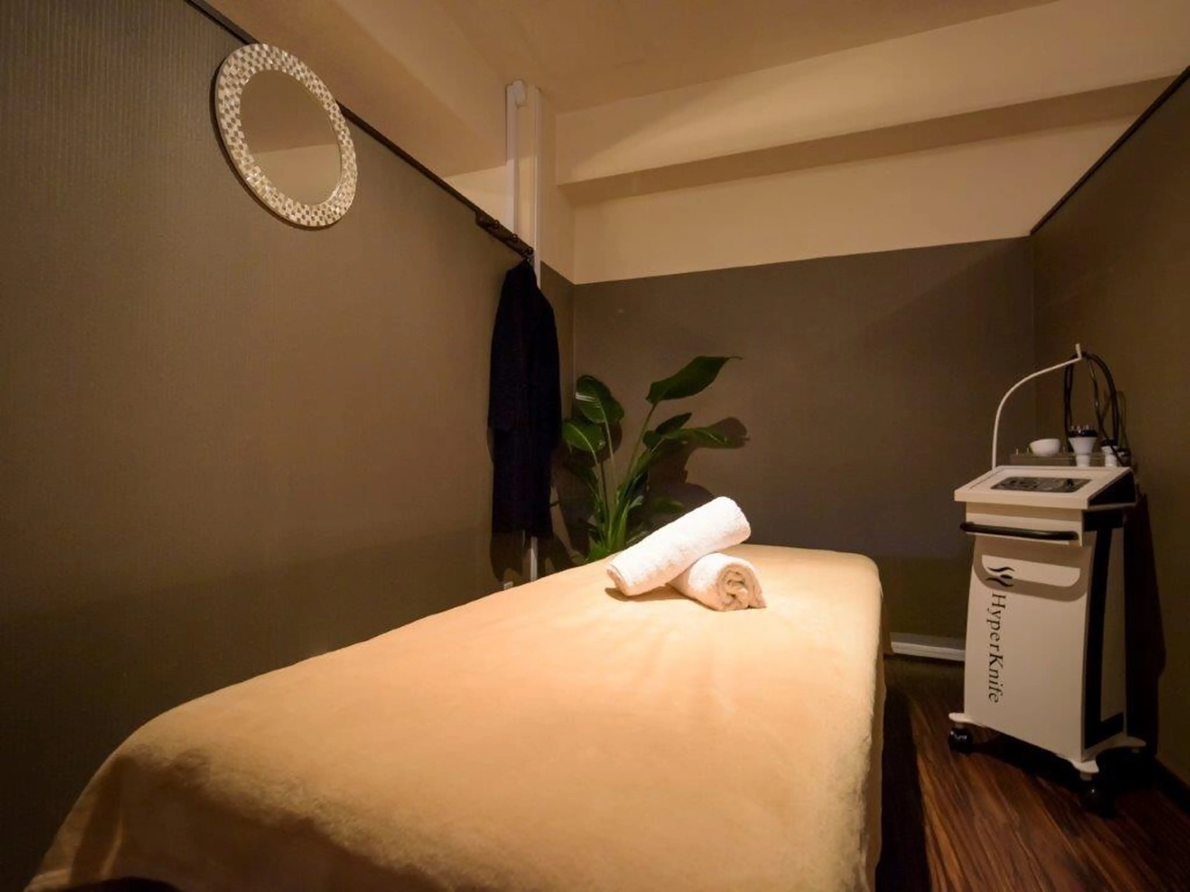 リラクゼーションサロン　oasis上野店の内観・外観1