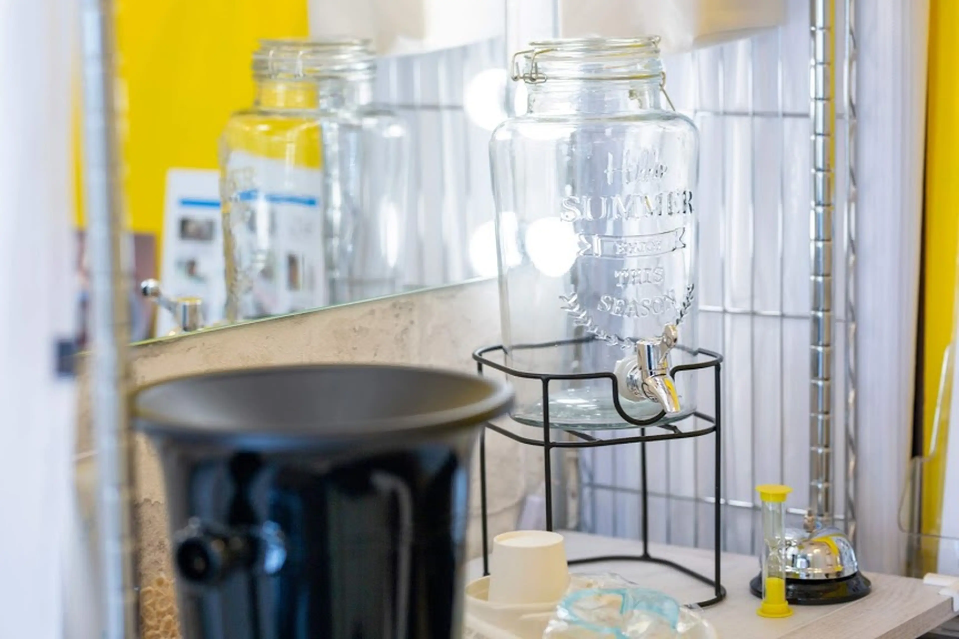 歯のセルフホワイトニング専門店ORAL30 by MANUELAの内観・外観3