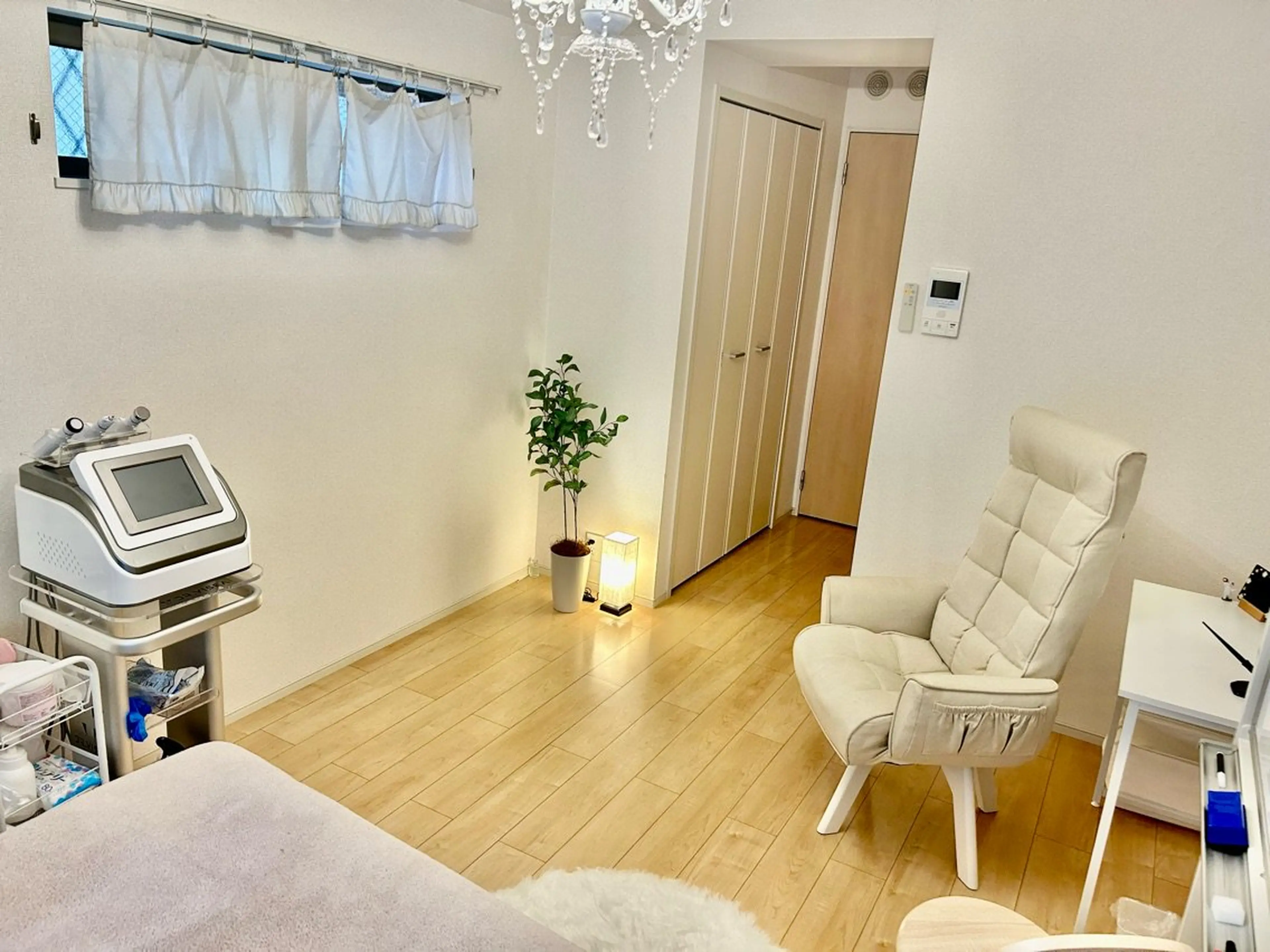 White  Turquoise（ホワイト　ターコイズ）の内観・外観2