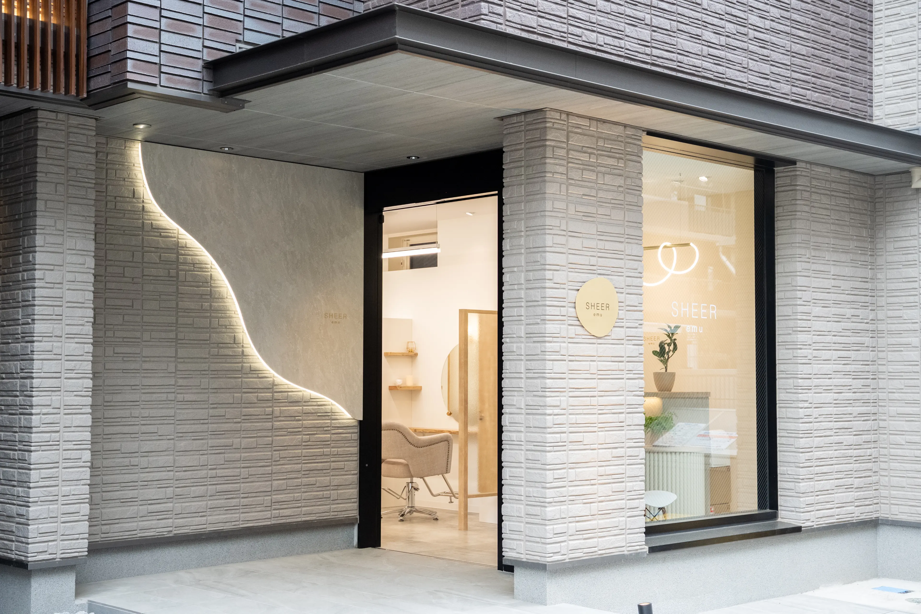 SHEER emu 新越谷店【シア エミュー】の内観・外観3