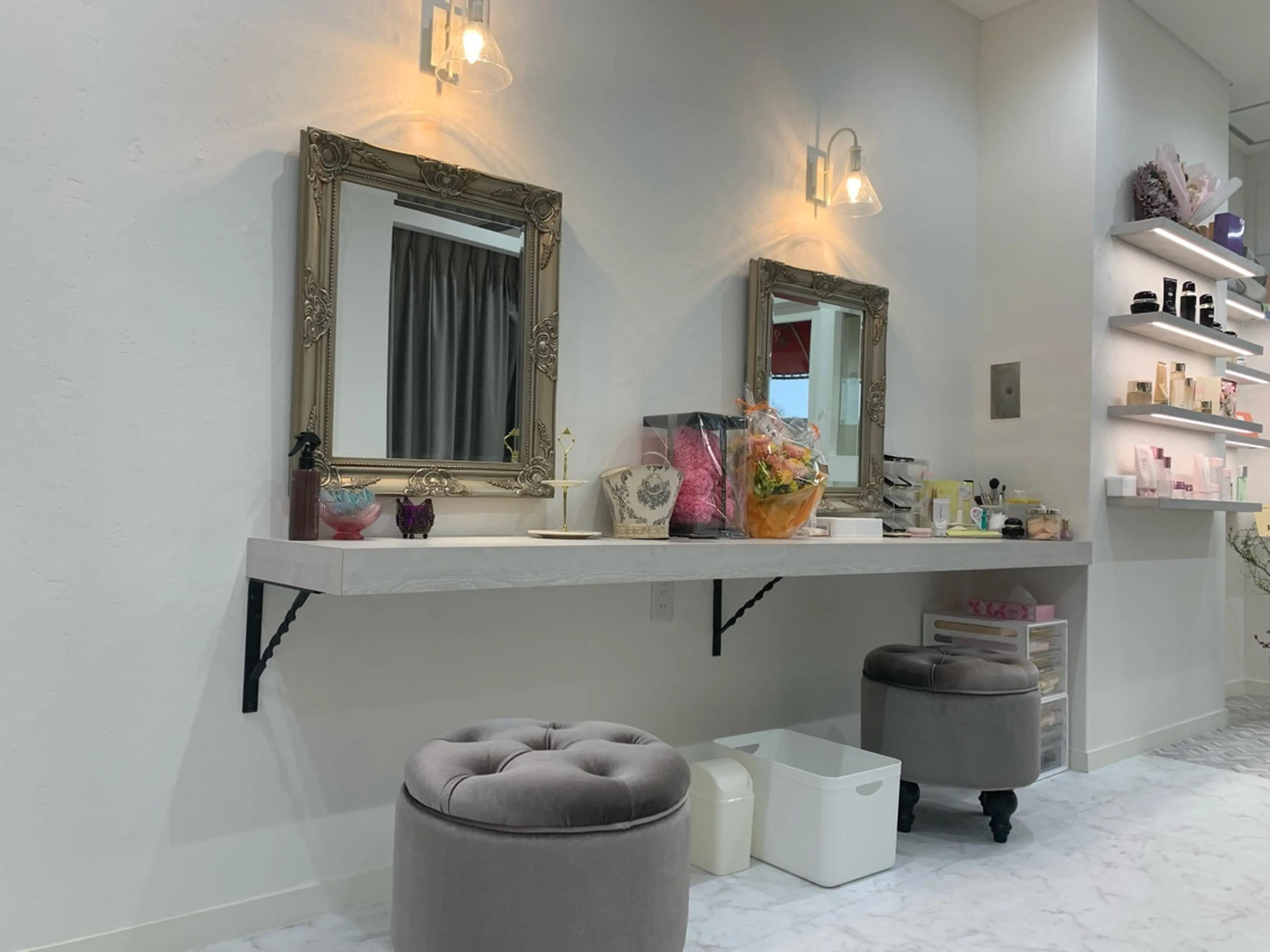 MENARDフェイシャルサロン泉ヶ丘駅前店の内観・外観1