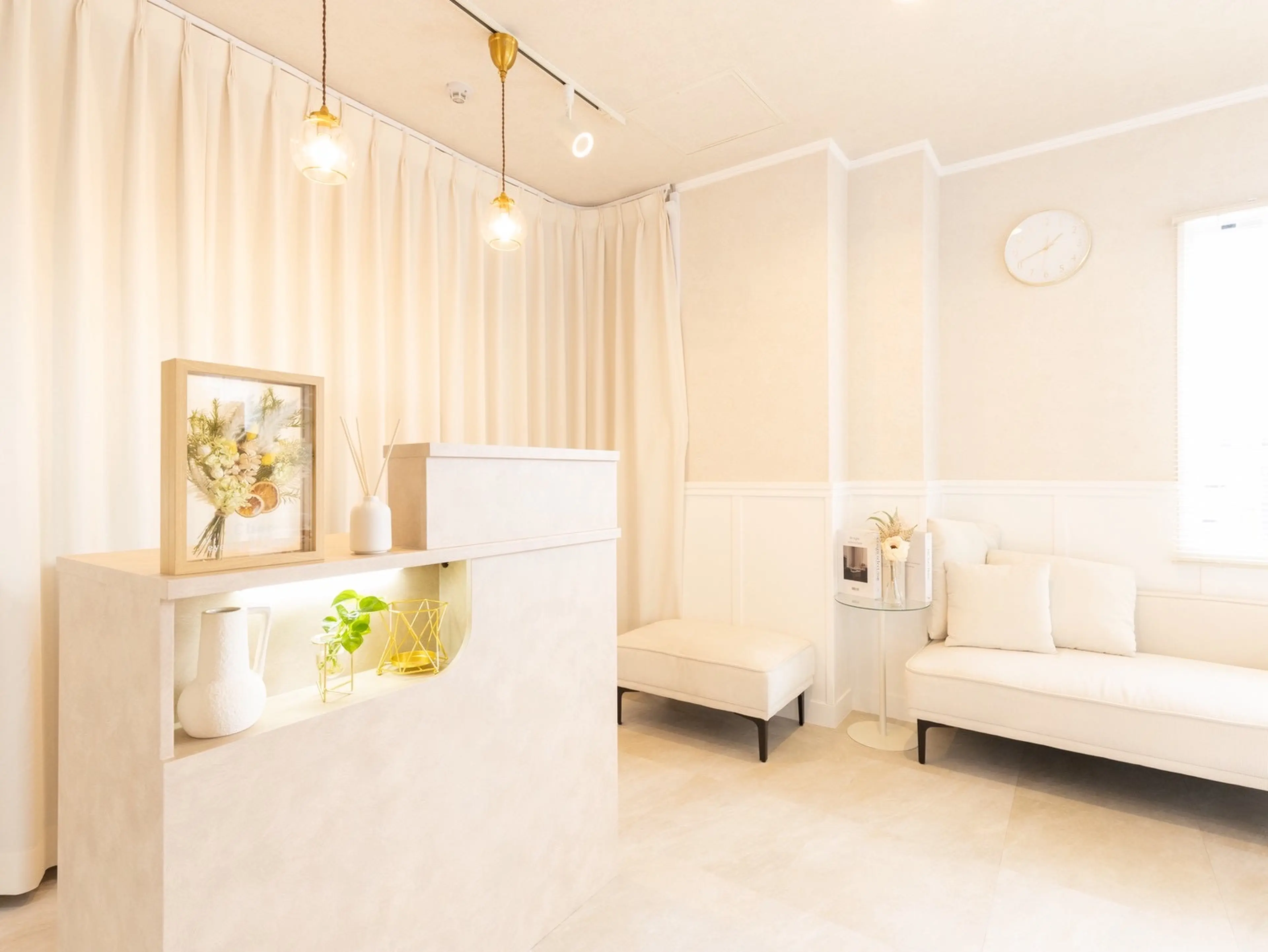 Cher《シェール》【LEDエクステ・まつげパーマ・アイブロウ・エステ・ネイル】の内観・外観2