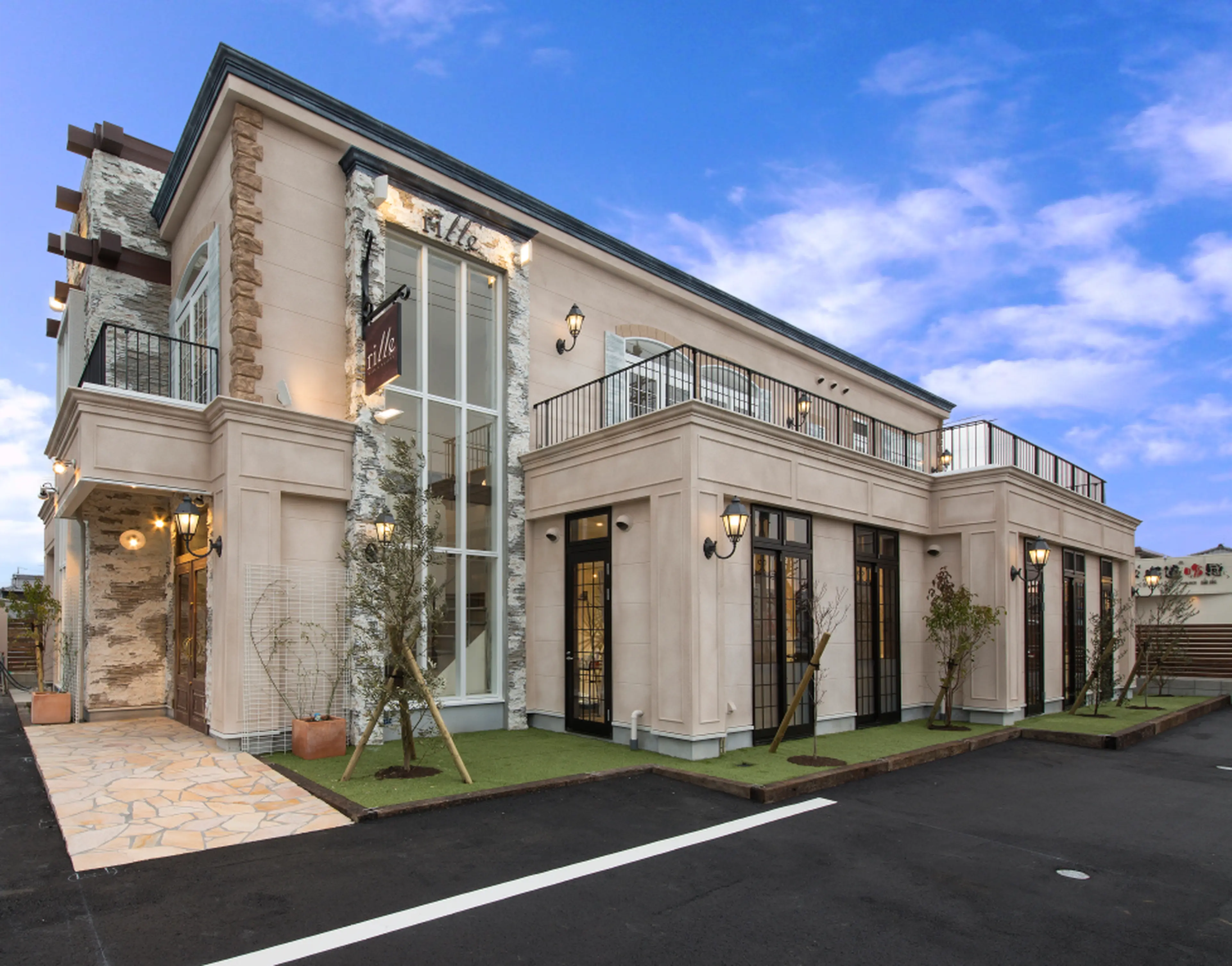 hair&beauty rilleの内観・外観1