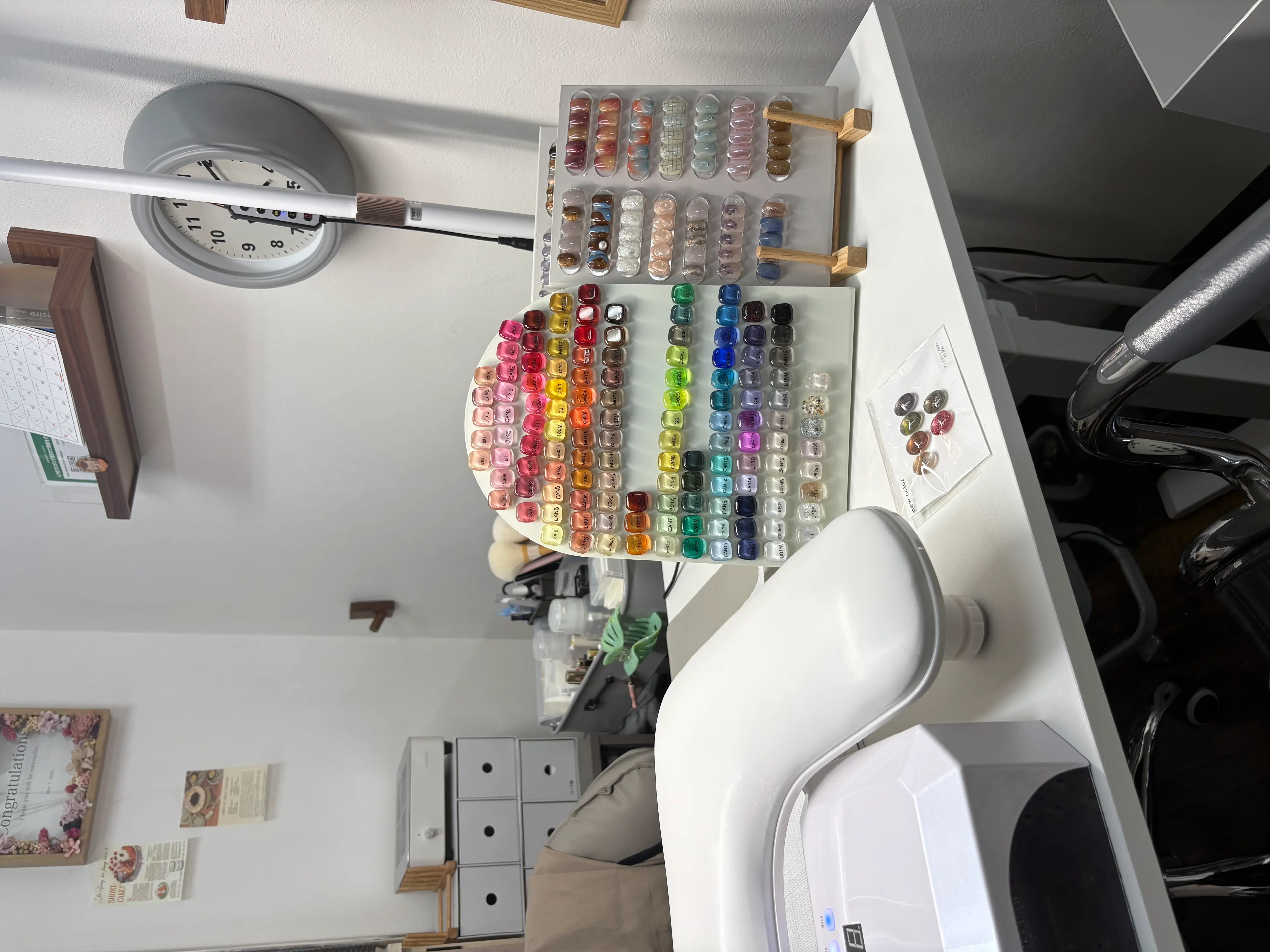 nail salon eru.の内観・外観1