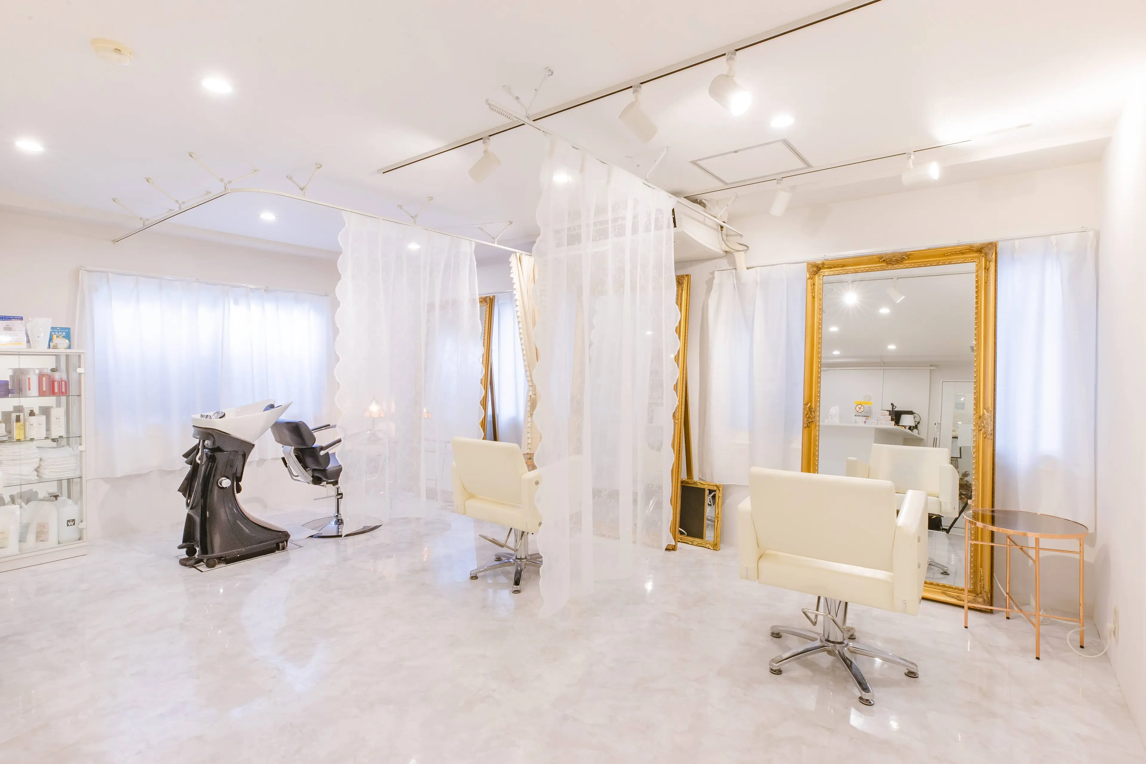 プルエクステ専門店salon de COCOの内観・外観1