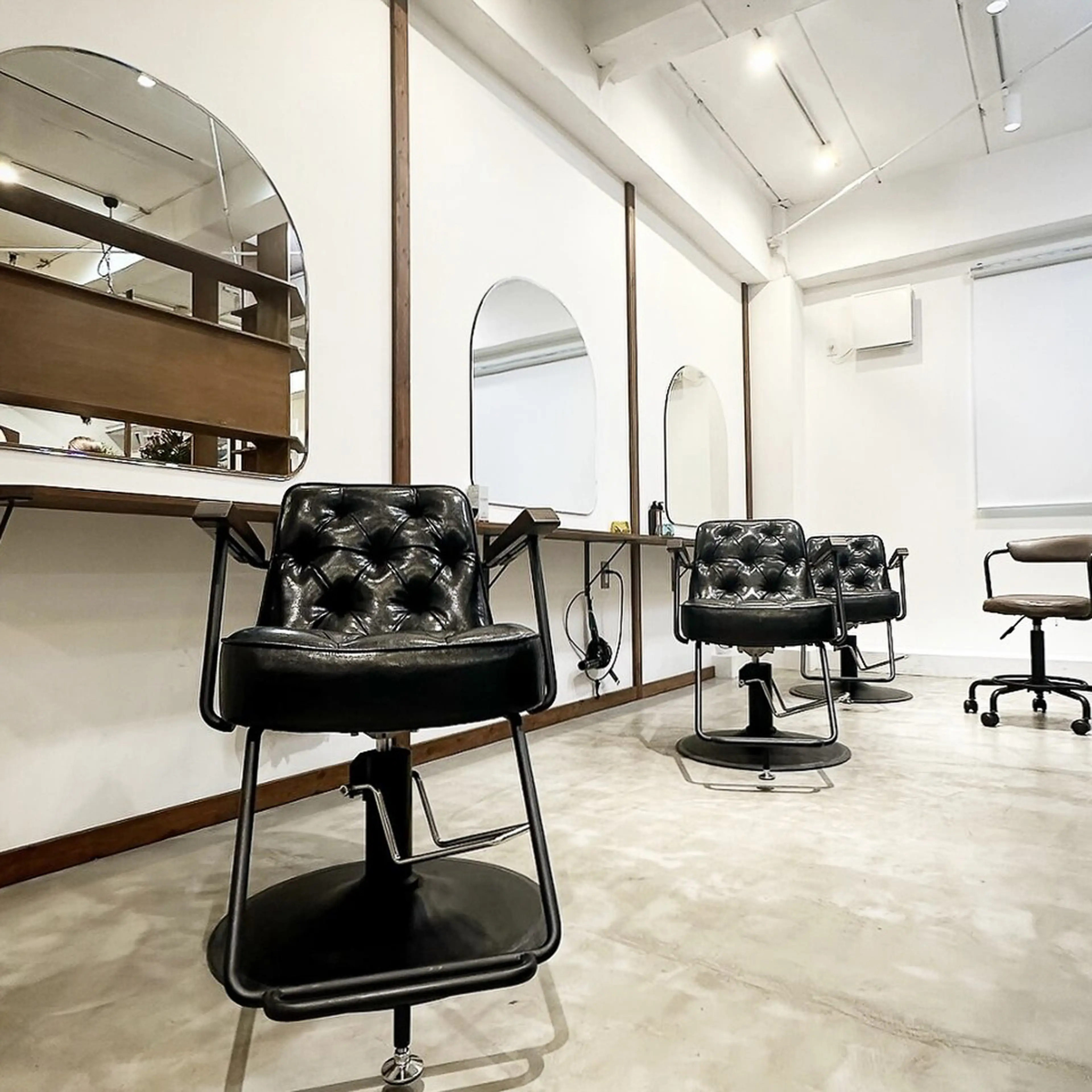 ROUIS produced by LUCKの内観・外観2