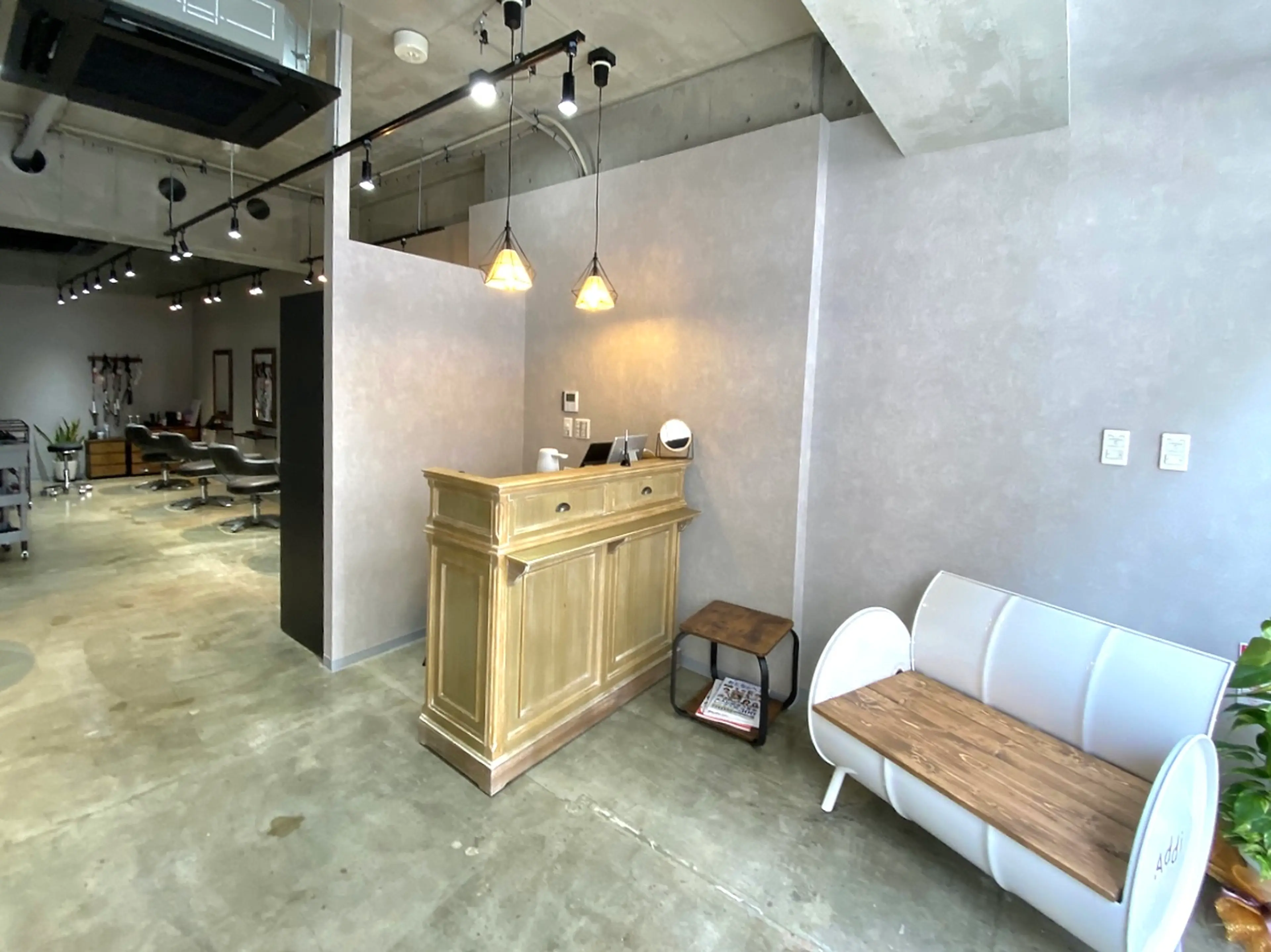 Addi 中野南口店の内観・外観1