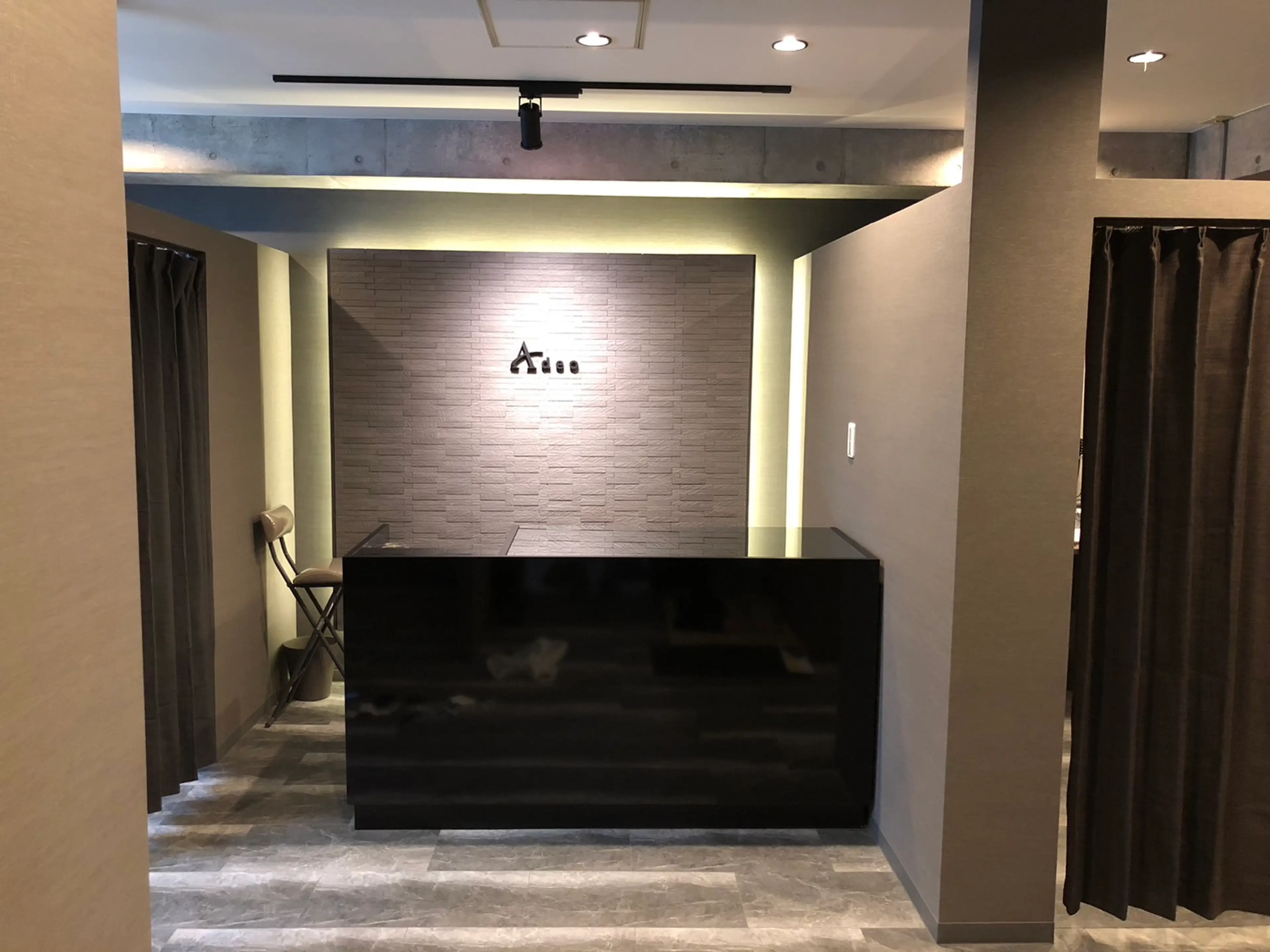 Adeoの内観・外観1