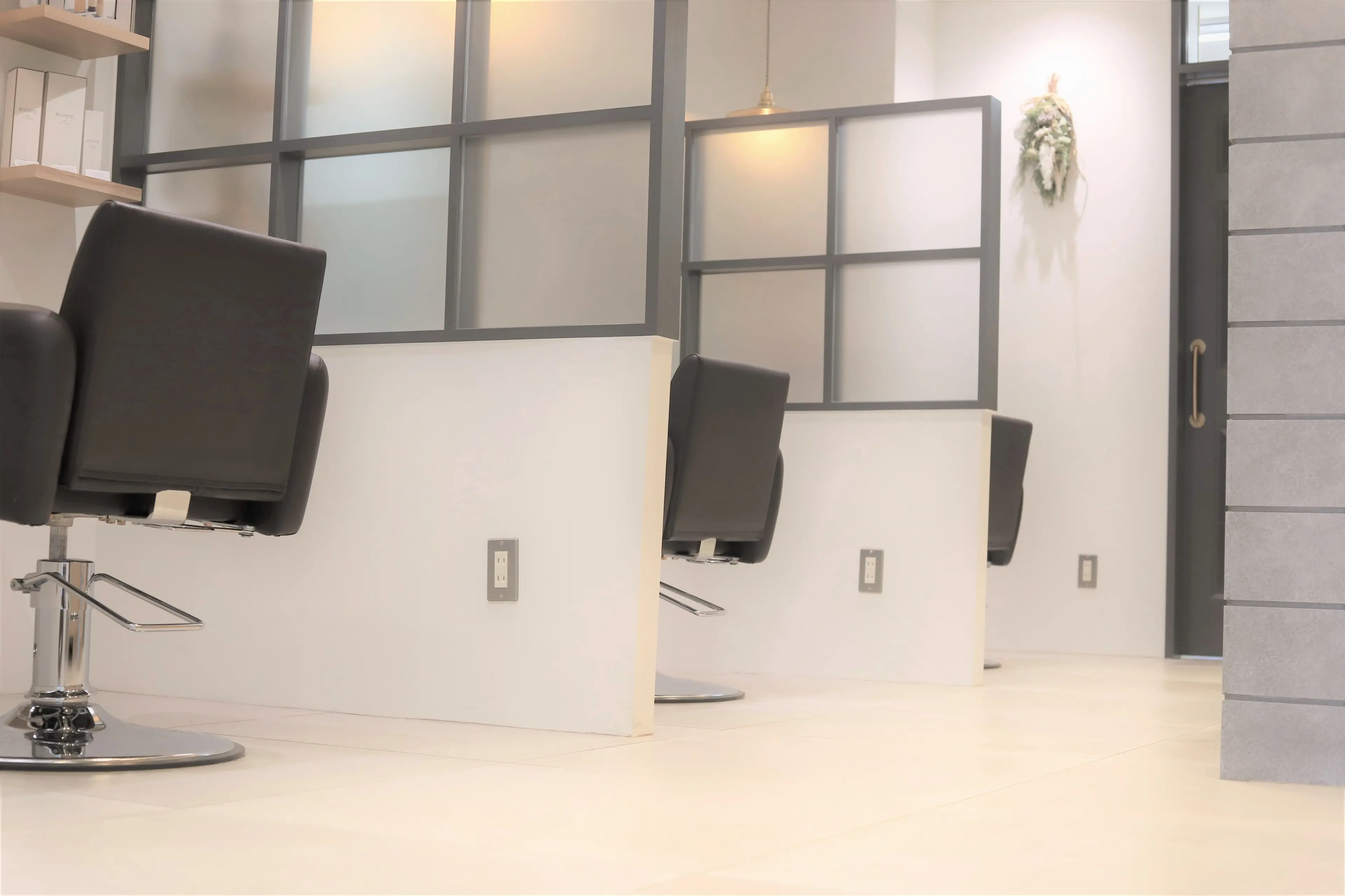 PRIMA-ange- hair&eyebrow 中目黒店の内観・外観1