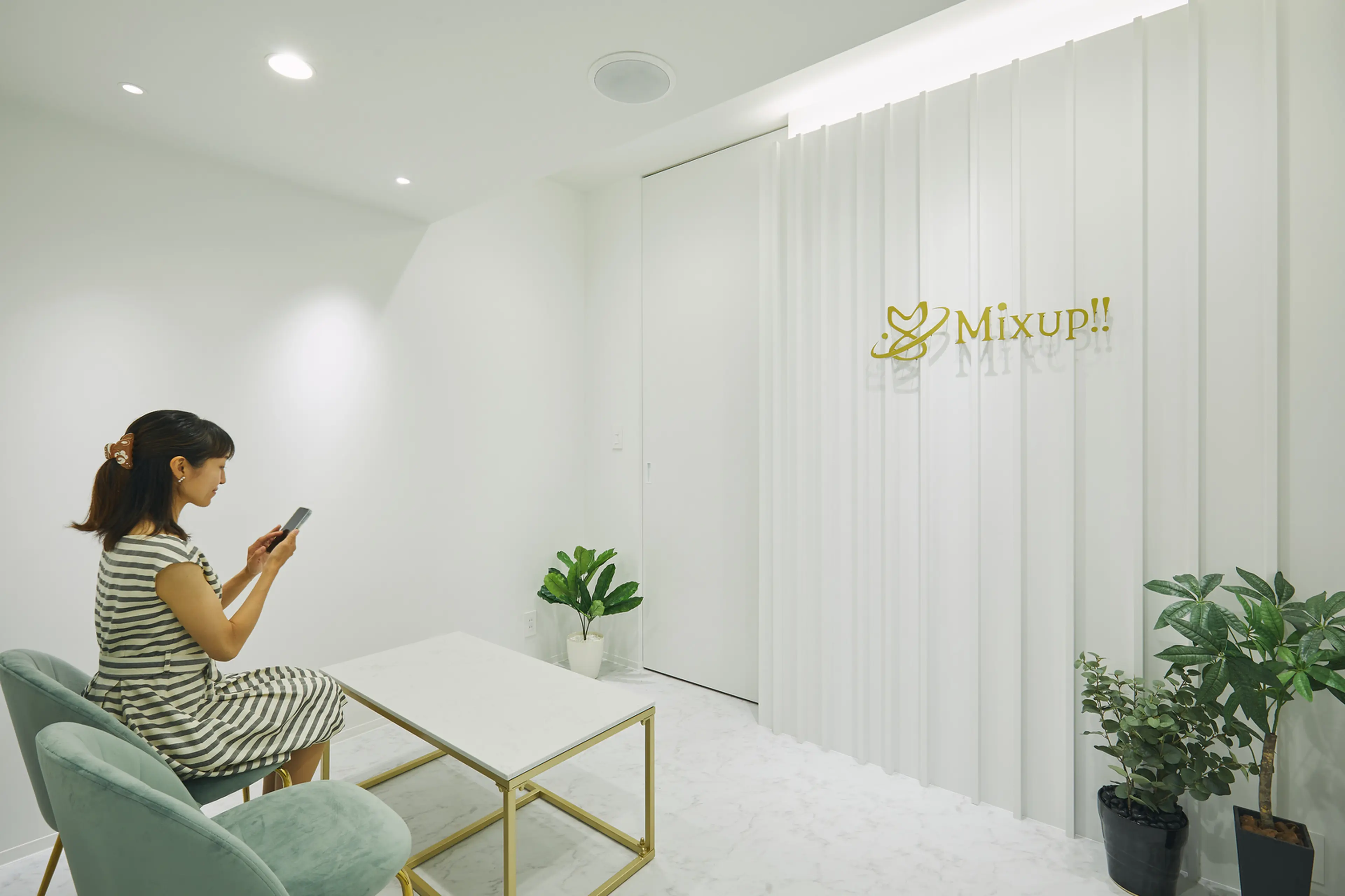 Mix up!!池袋店の内観・外観2