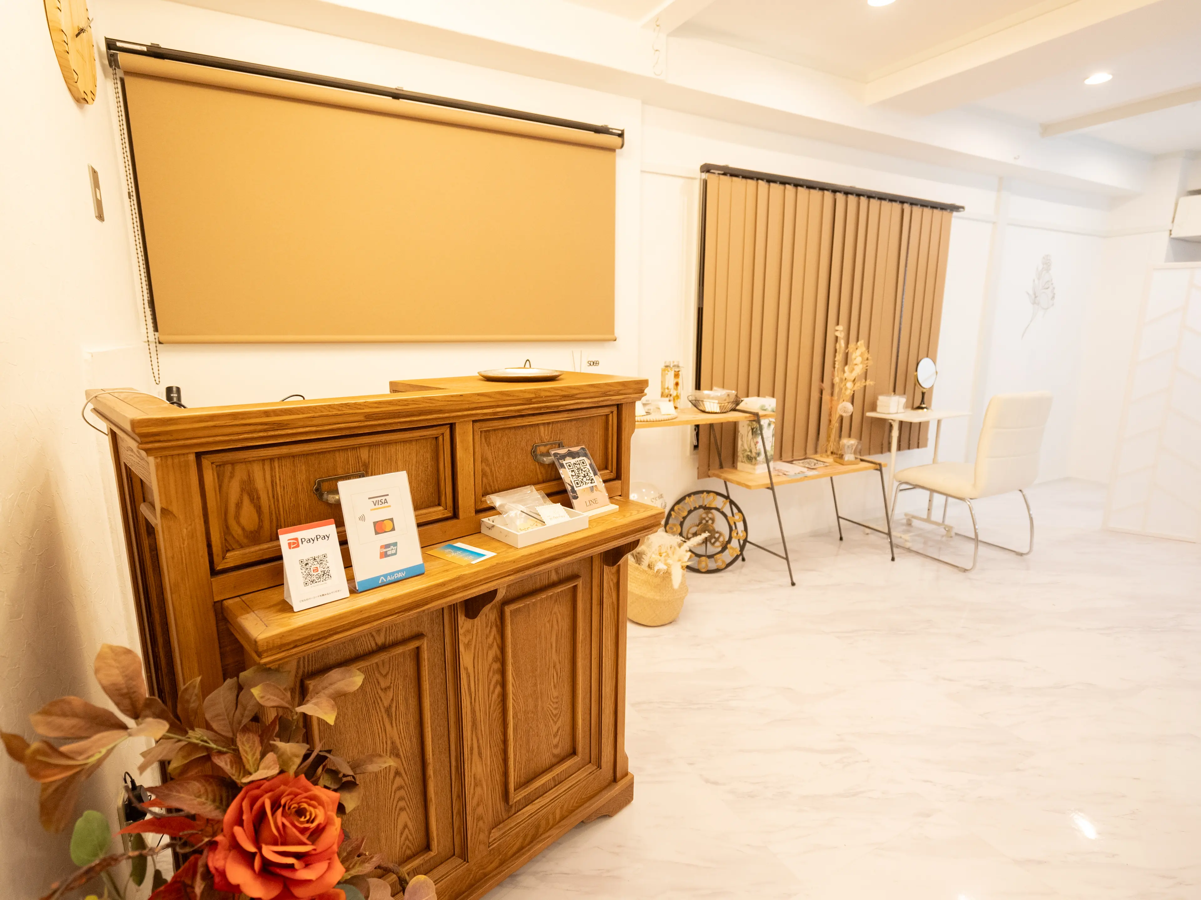 eye salon Molunka松山の内観・外観1