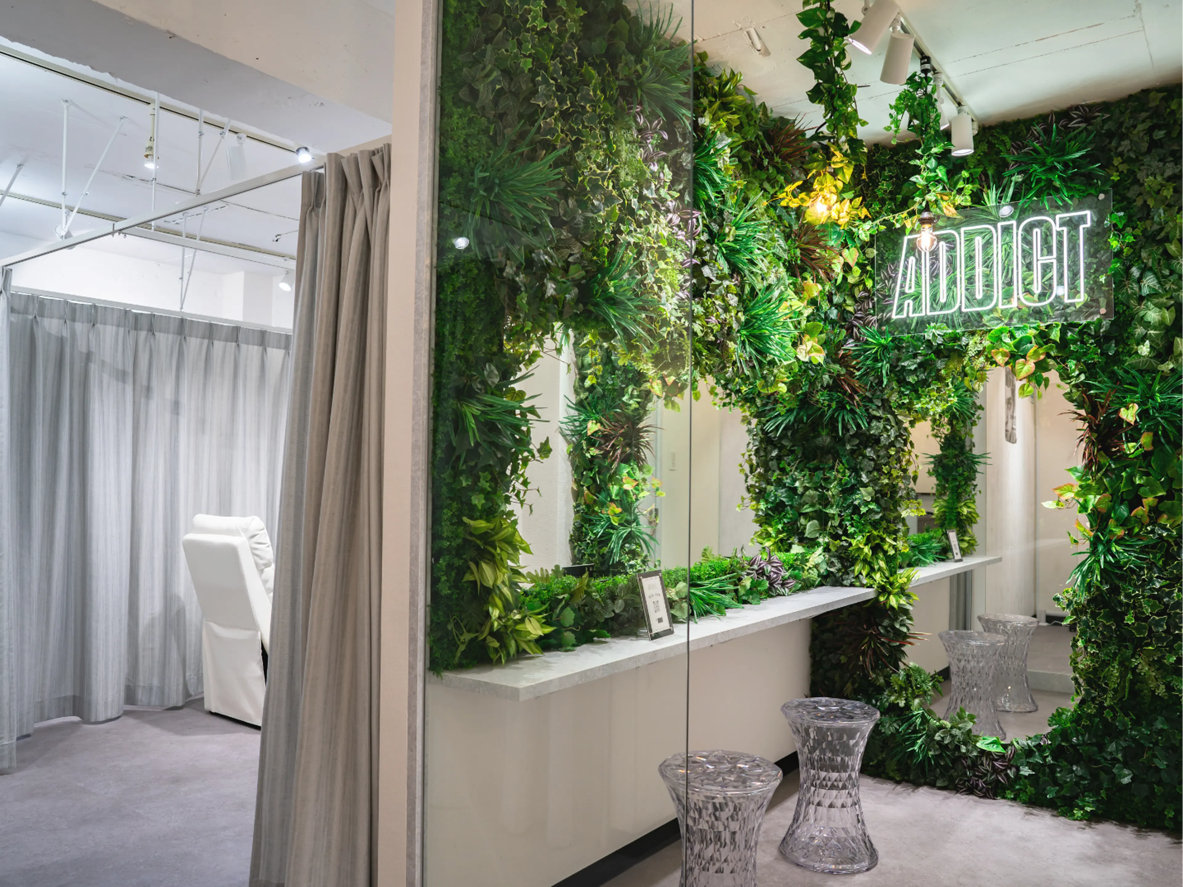 メンズ眉毛サロンHARU by ADDICT 池袋店の内観・外観3