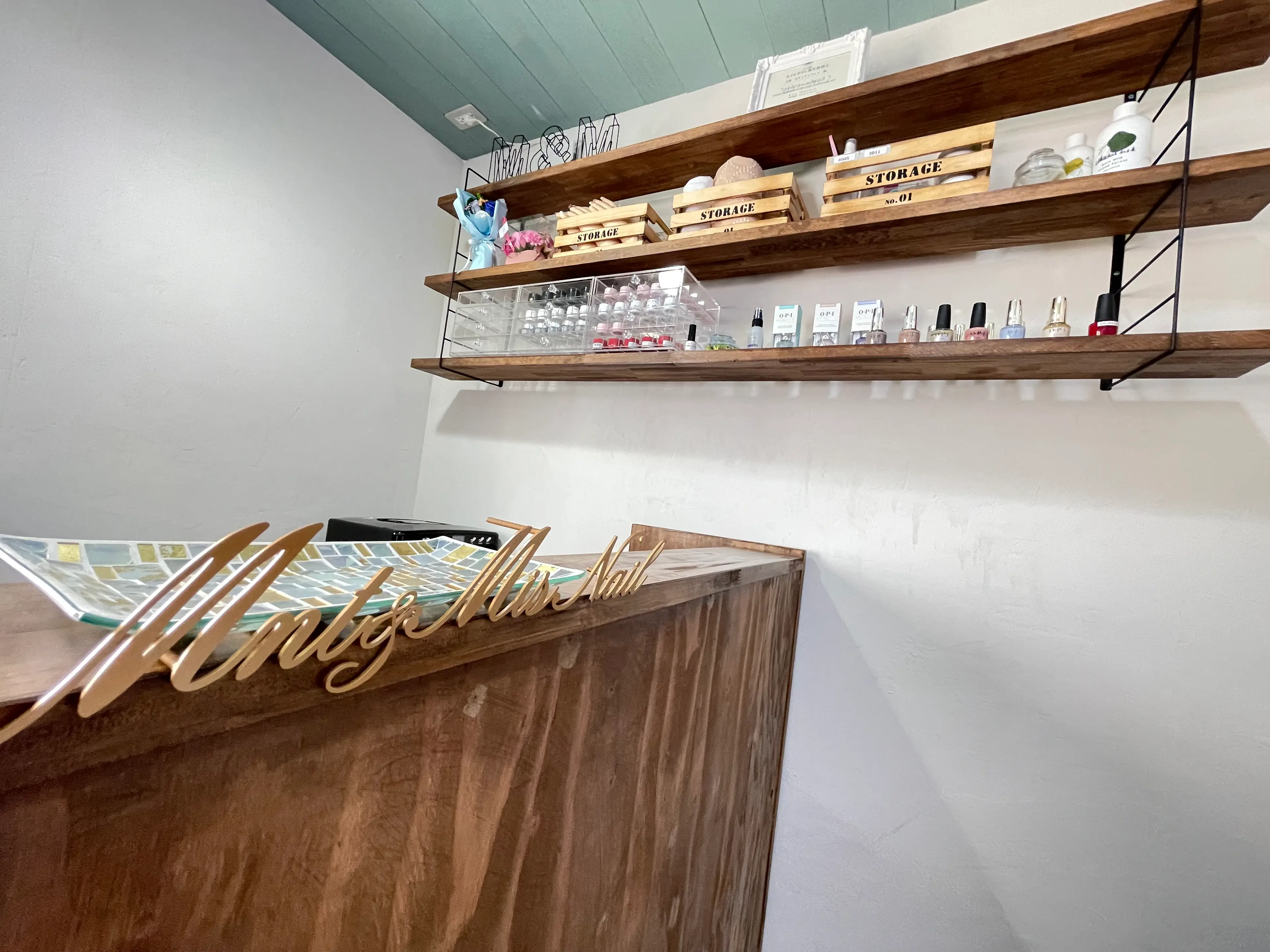 Mnt&Mis Nailの内観・外観1
