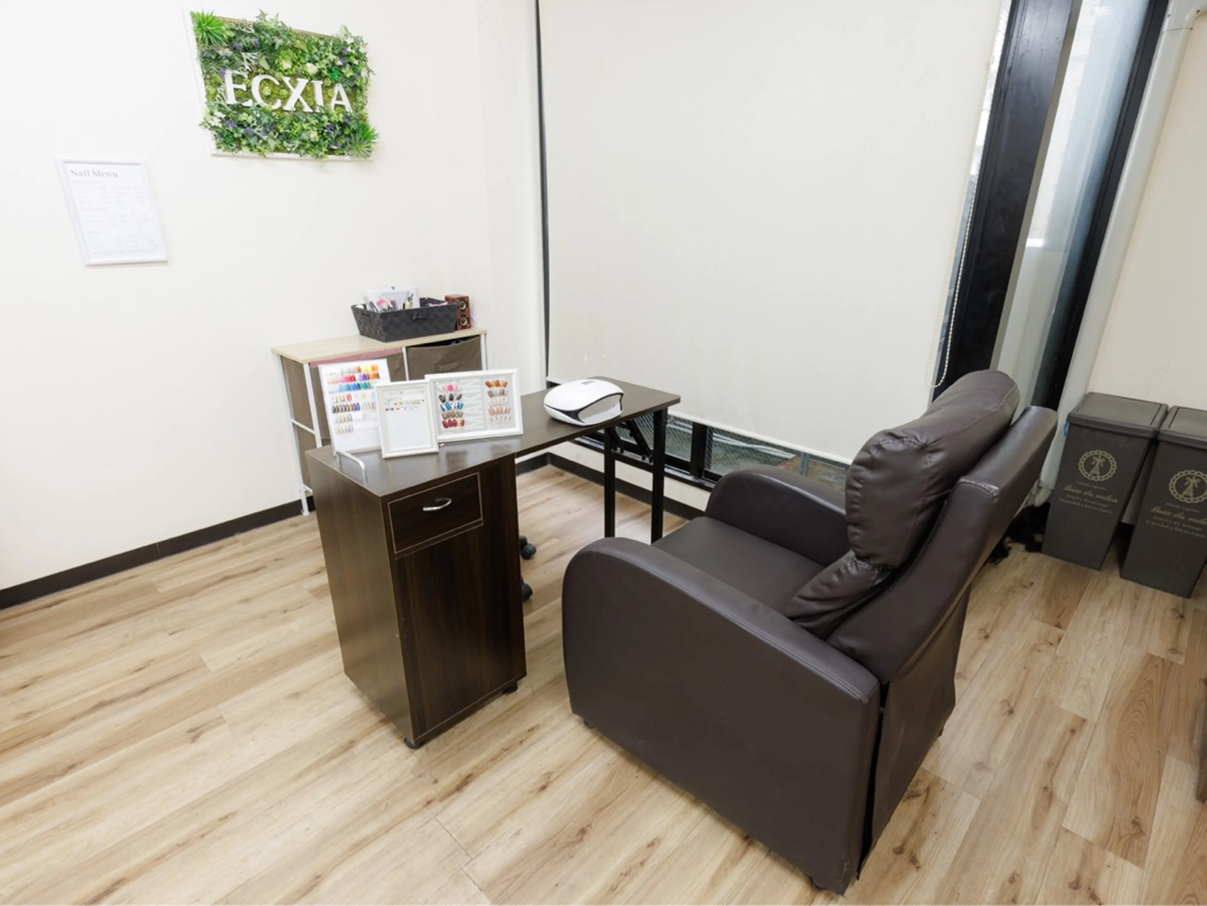 ECXIAの内観・外観2