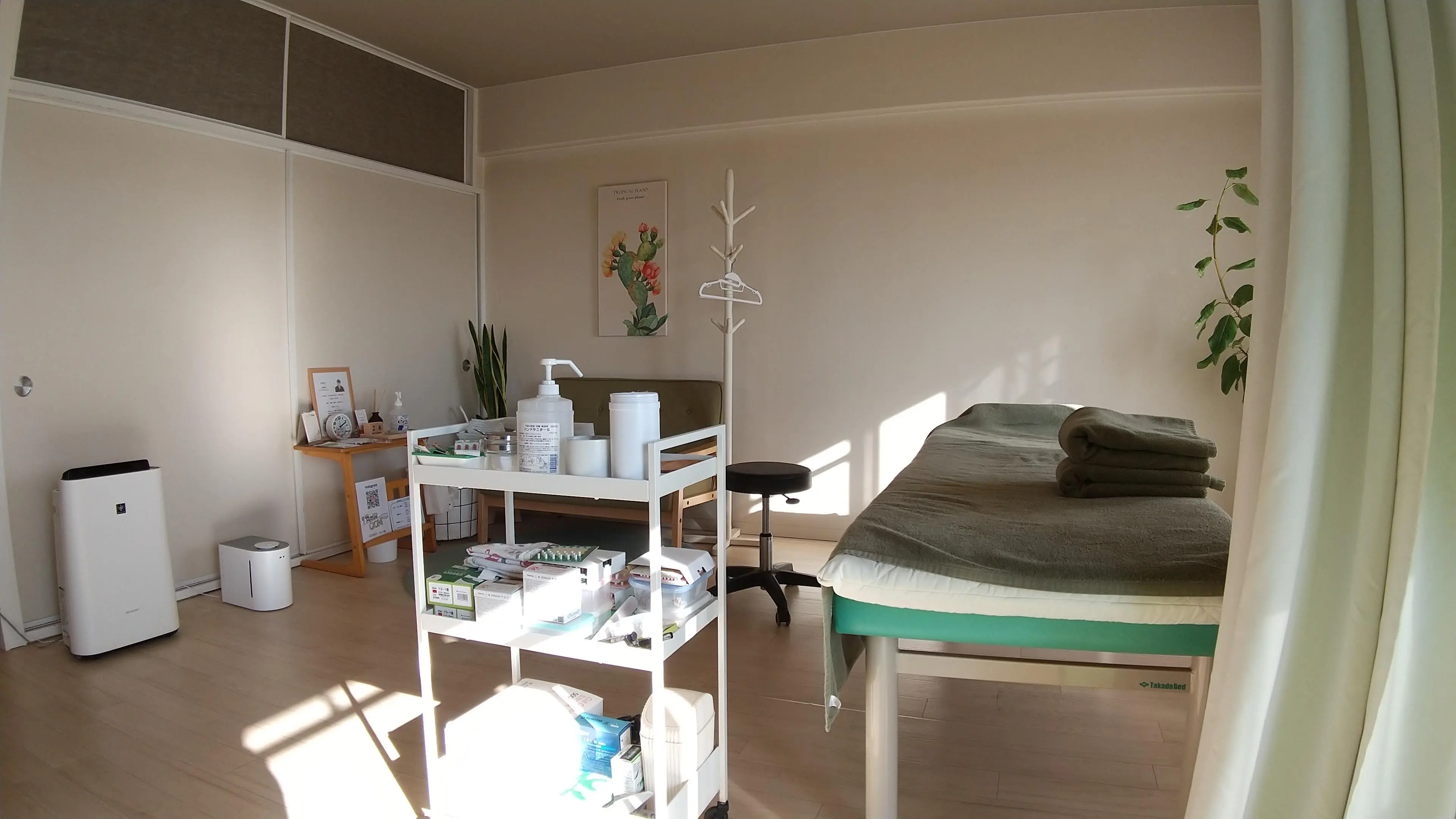 QOMはり・きゅう院の内観・外観2