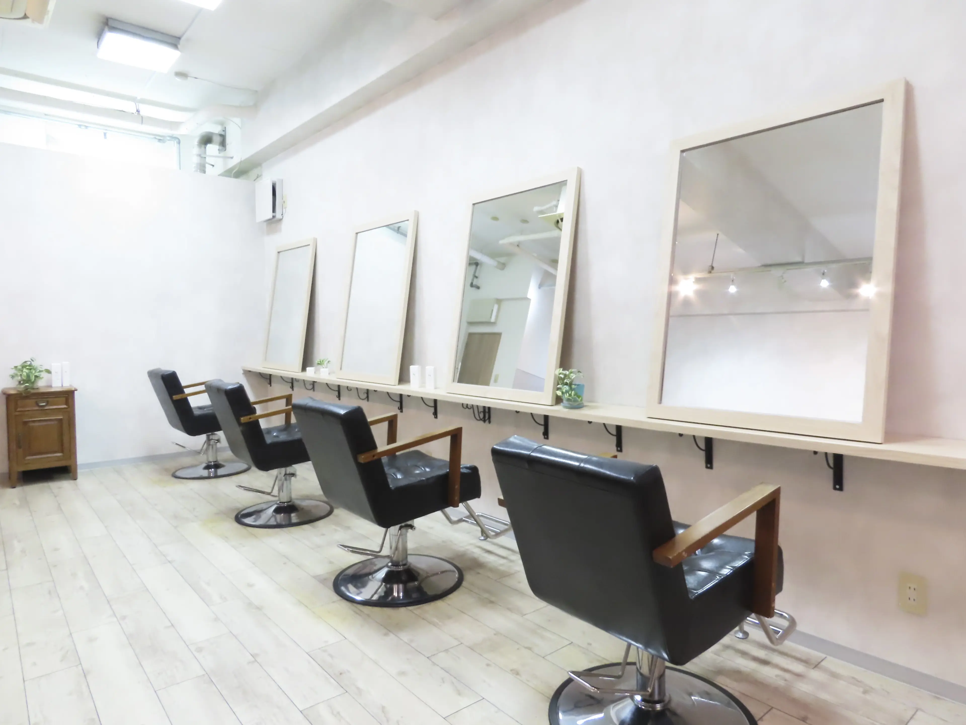 agora南森町店の内観・外観1