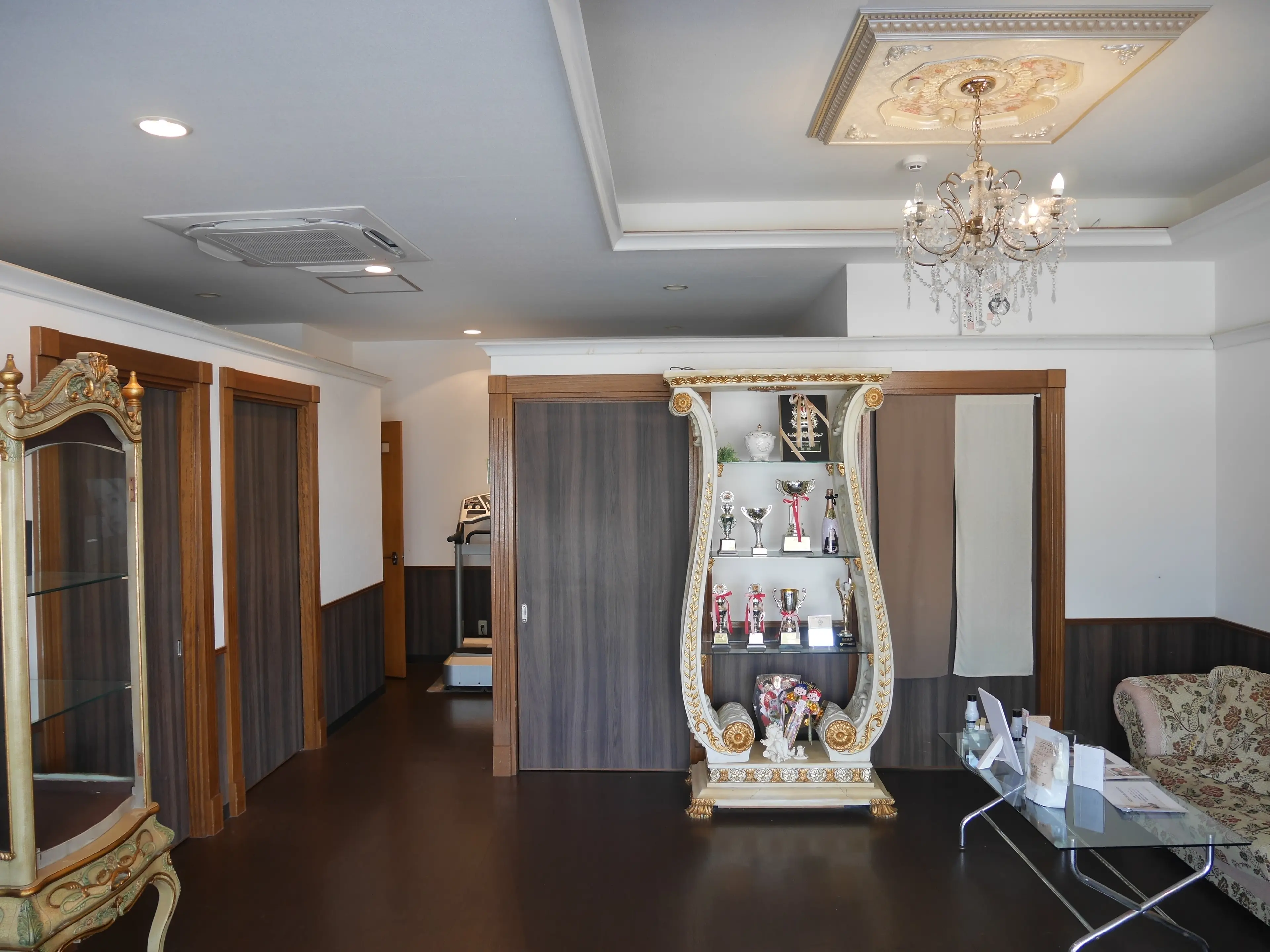 ラフィーユ豊崎店の内観・外観2