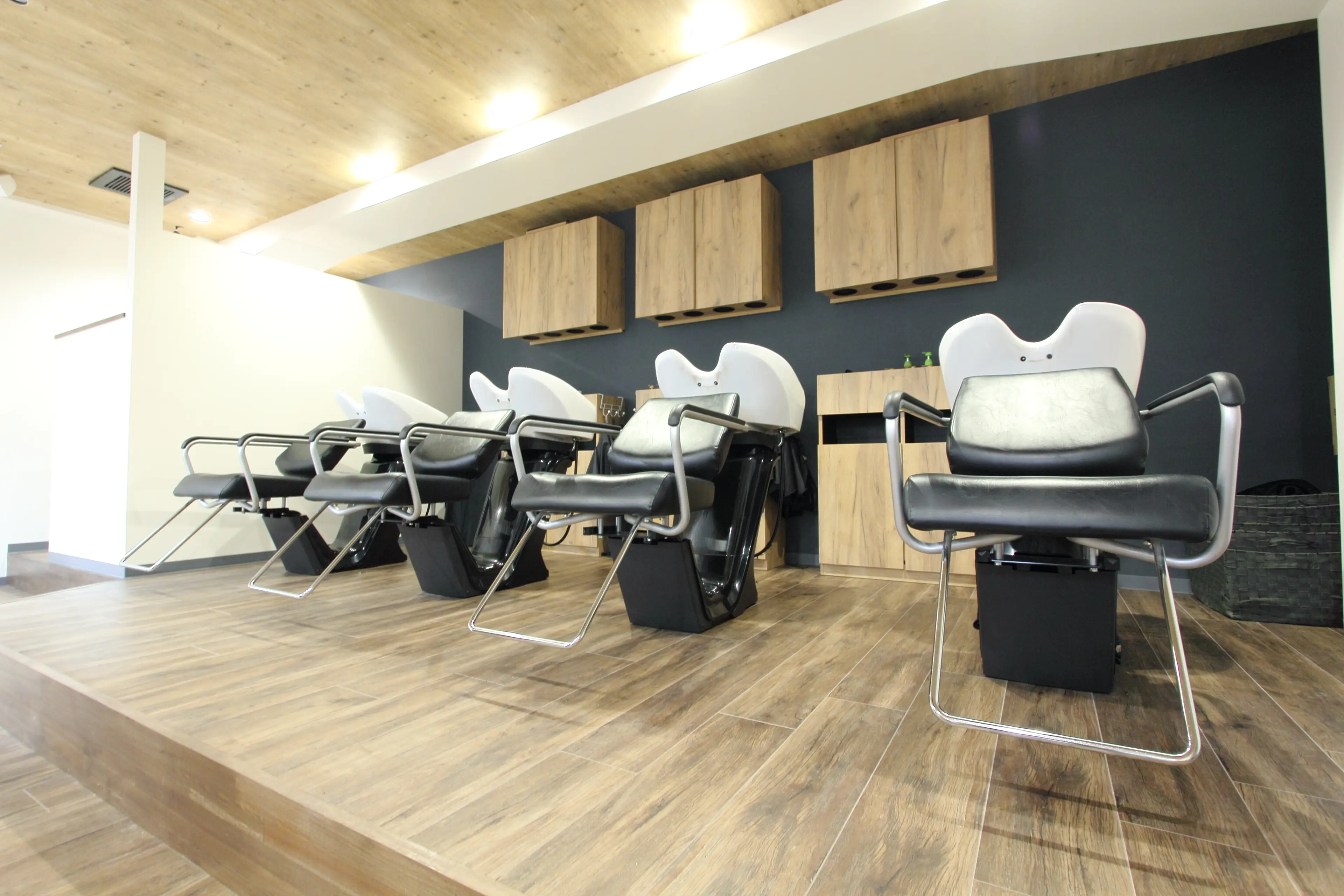 HAIR COLOR CAFE 神戸元町店の内観・外観2