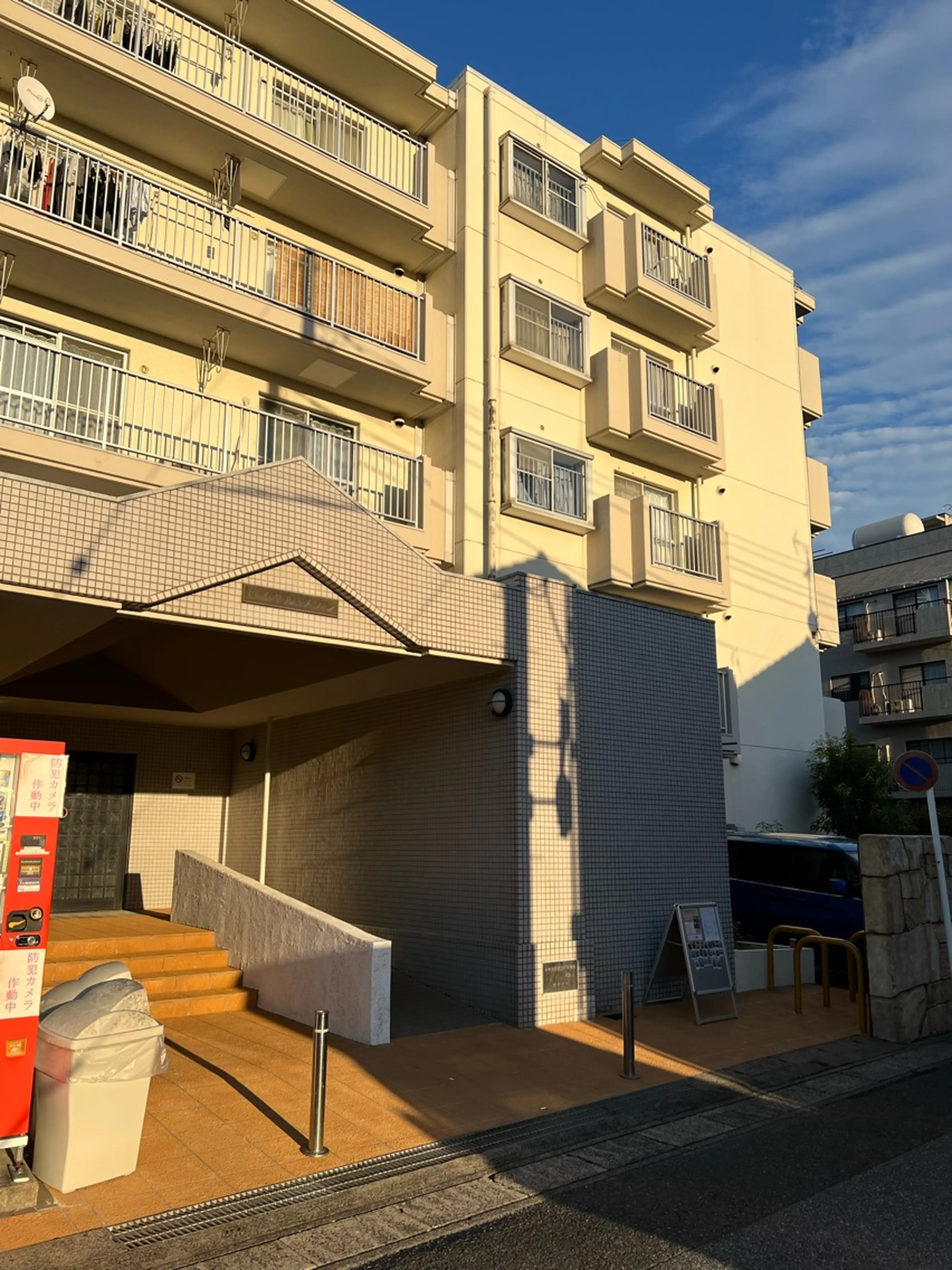 HENRIETTA NAILSALONの内観・外観3