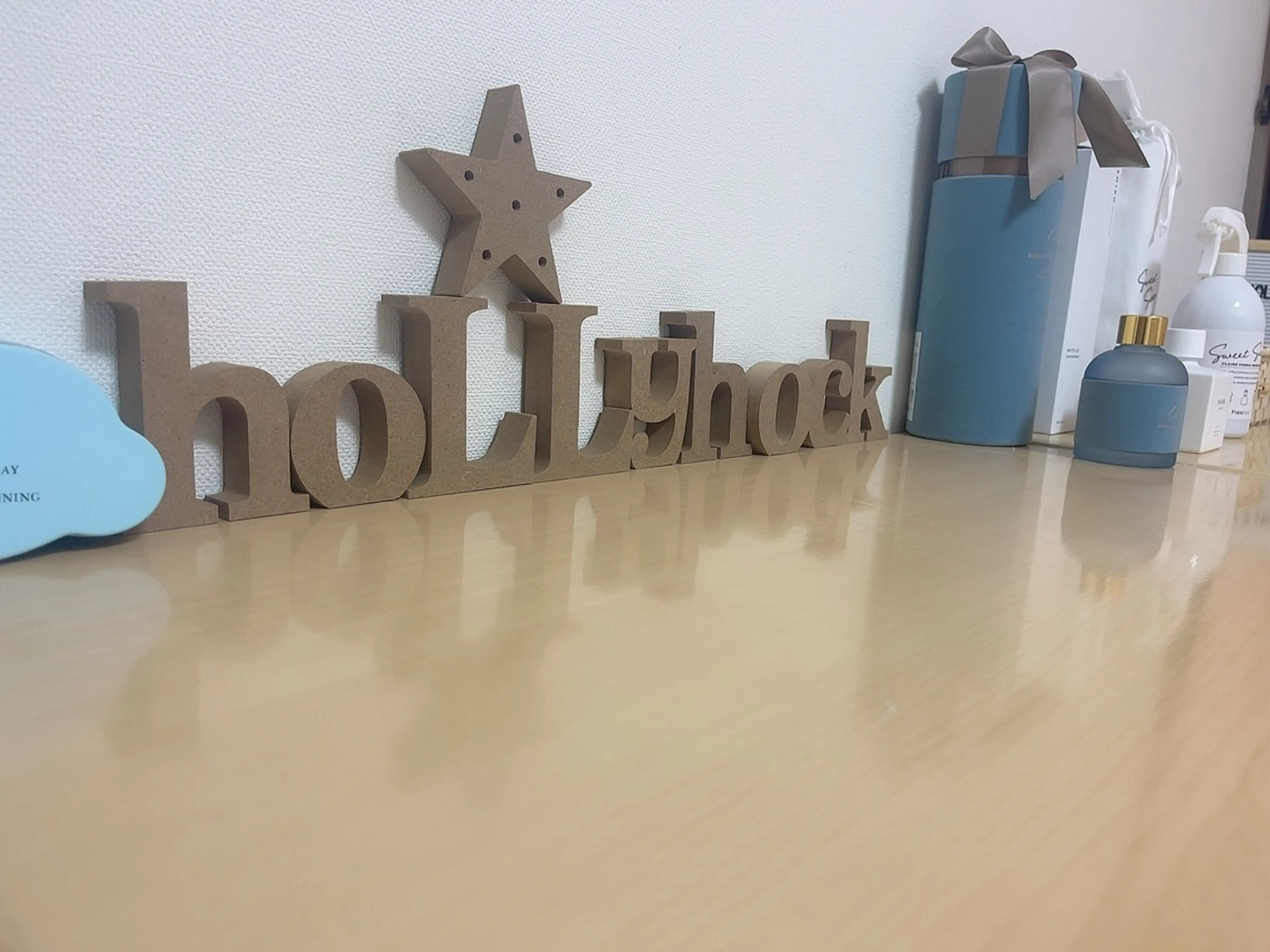 hoLLyhockの内観・外観2