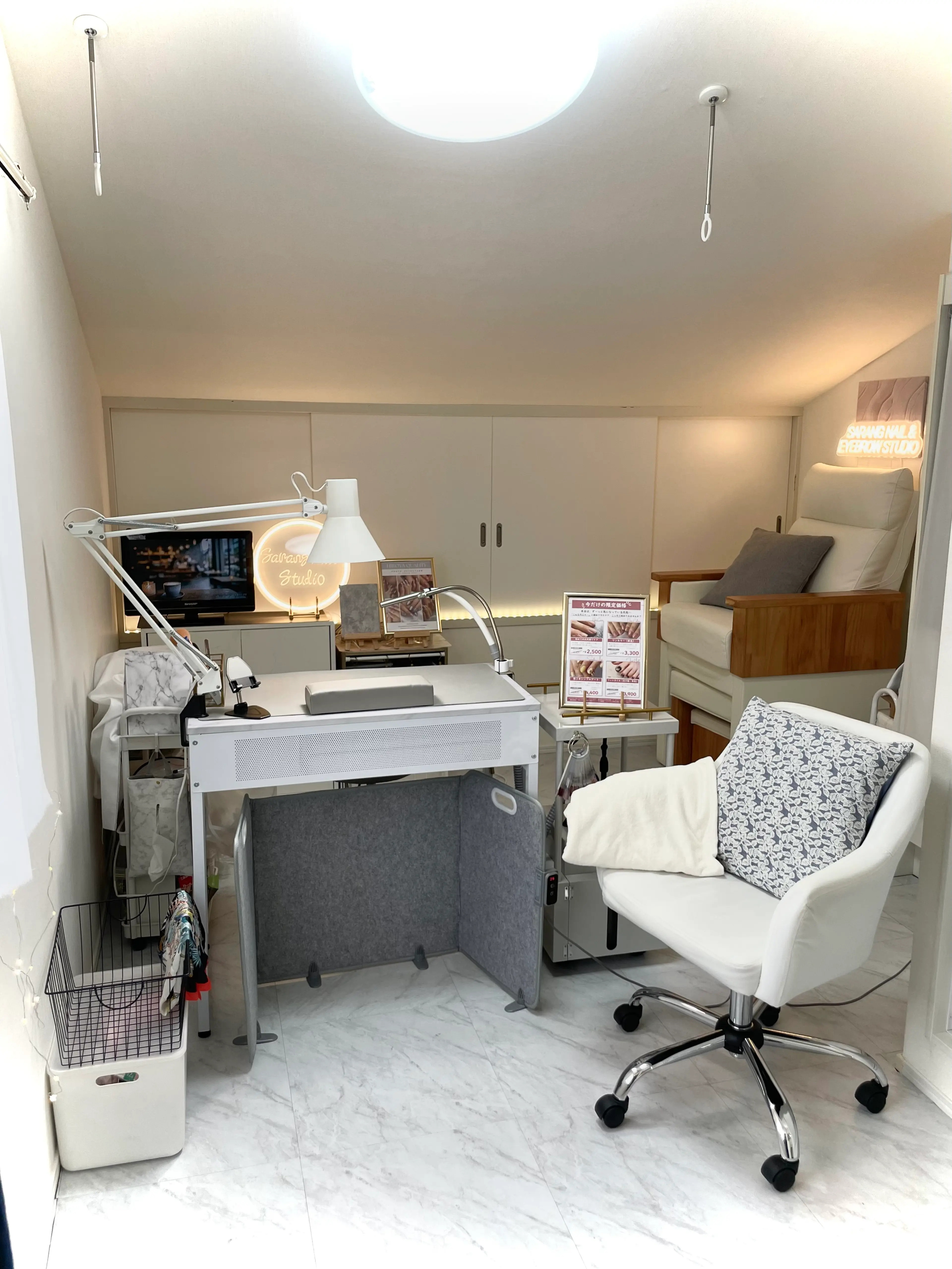 Sarang  Nailの内観・外観2