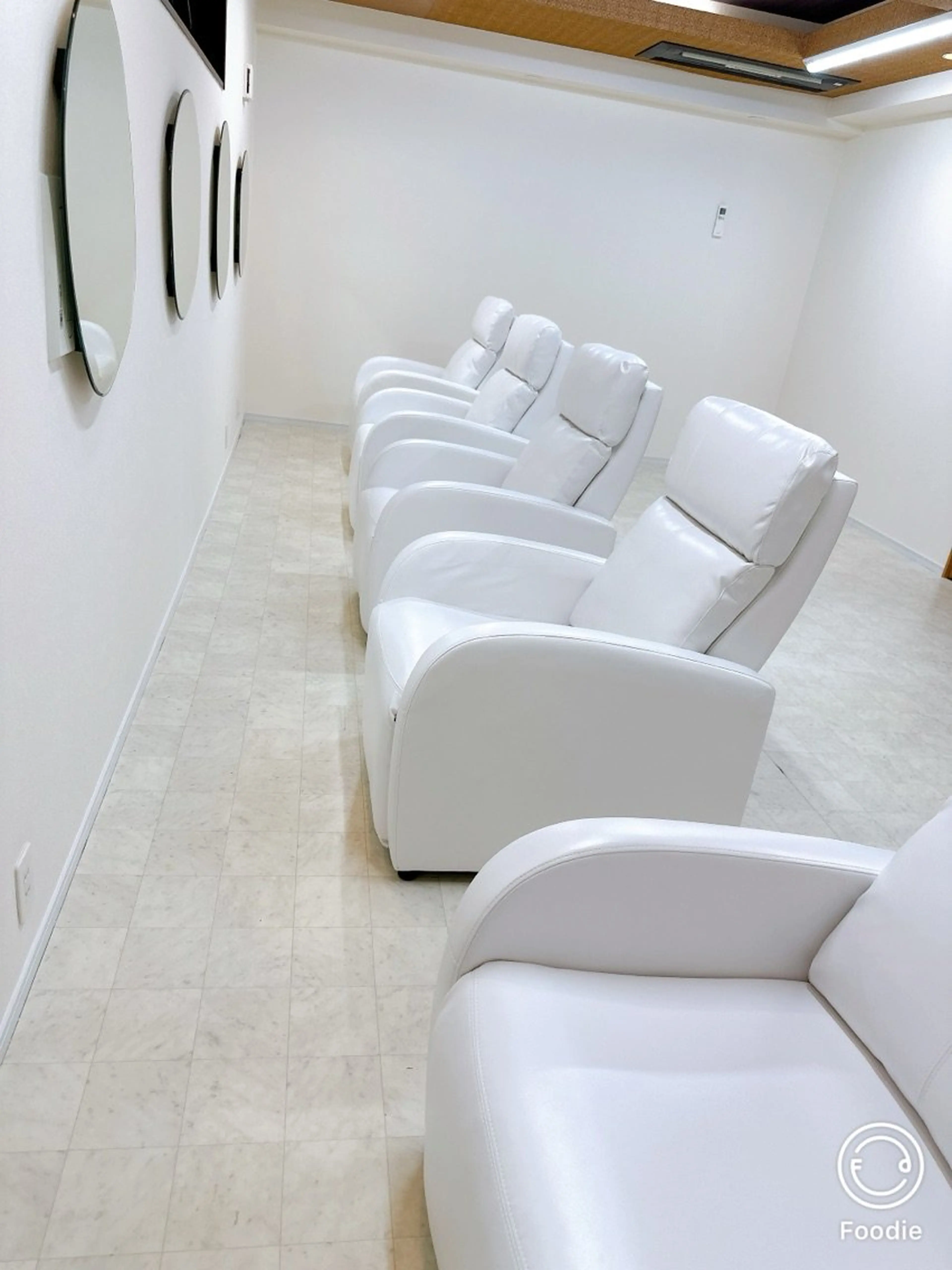 アイサロンラソ県病院前店の内観・外観2