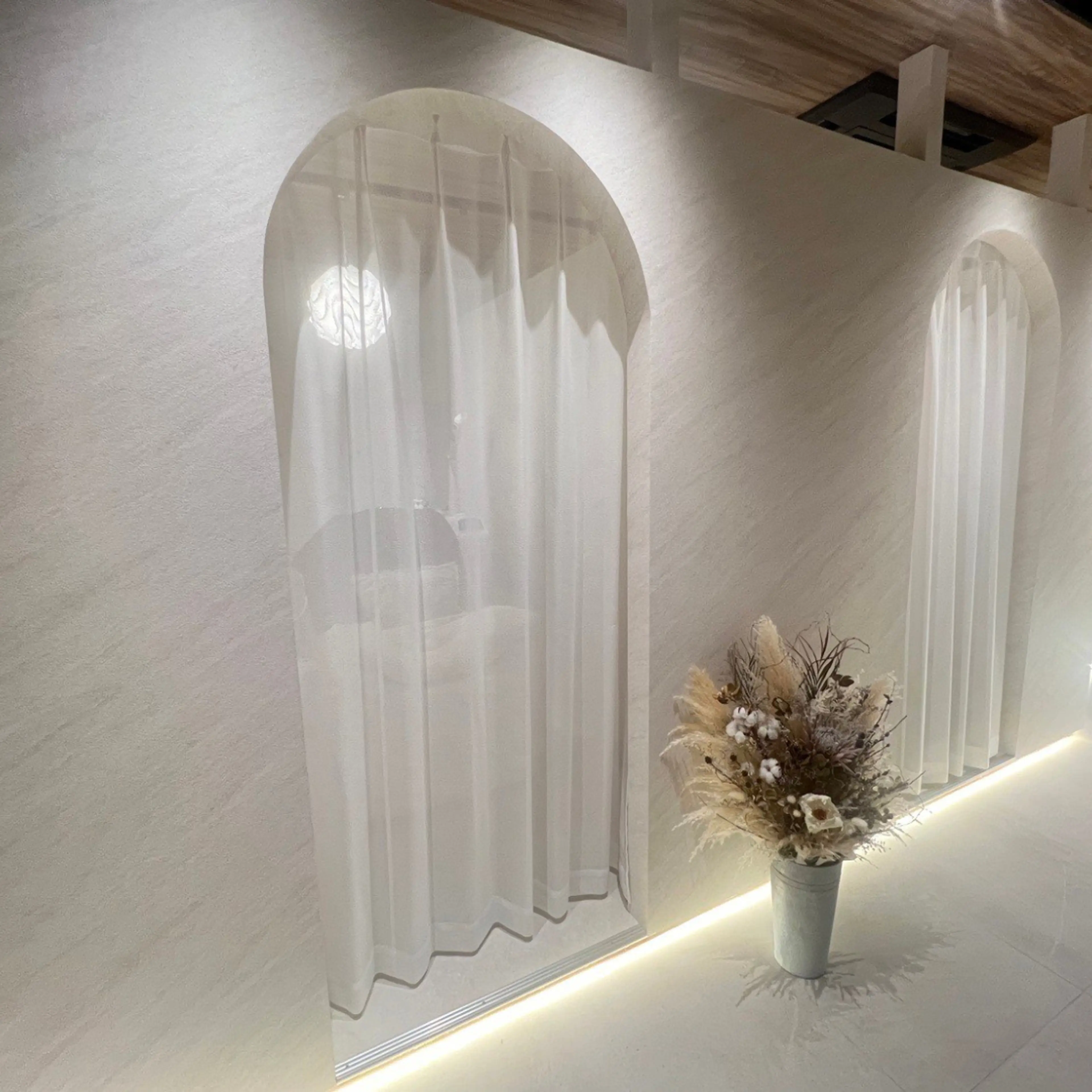 眉毛×HBL× 肌改善サロン MOKARAの内観・外観2