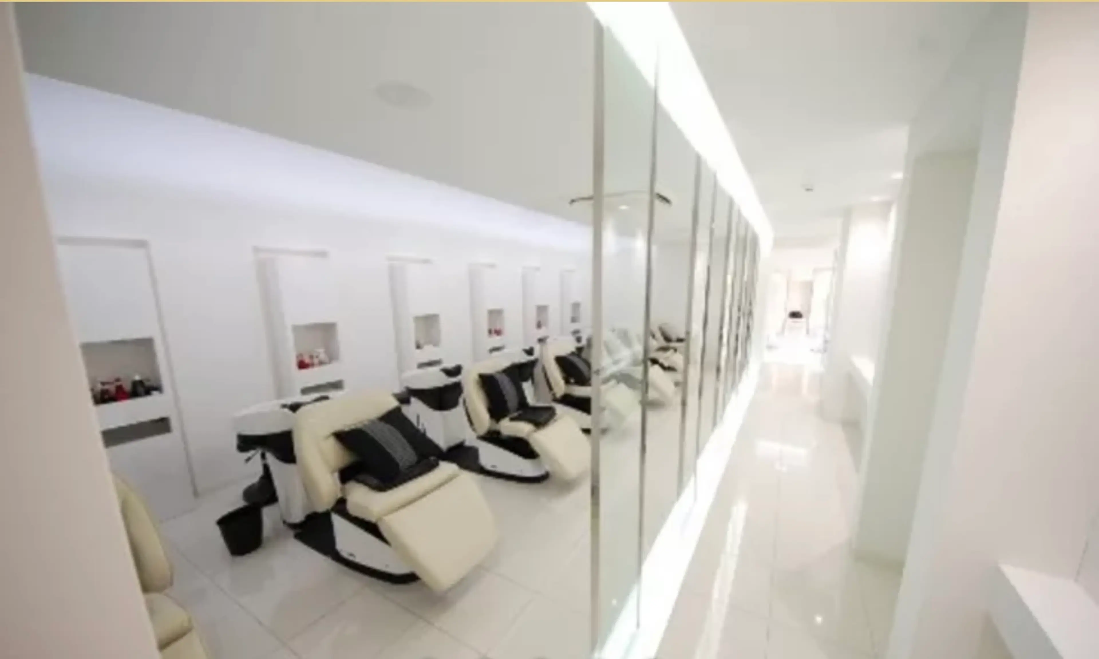 ＮＹＮＹ伏見桃山店の内観・外観3