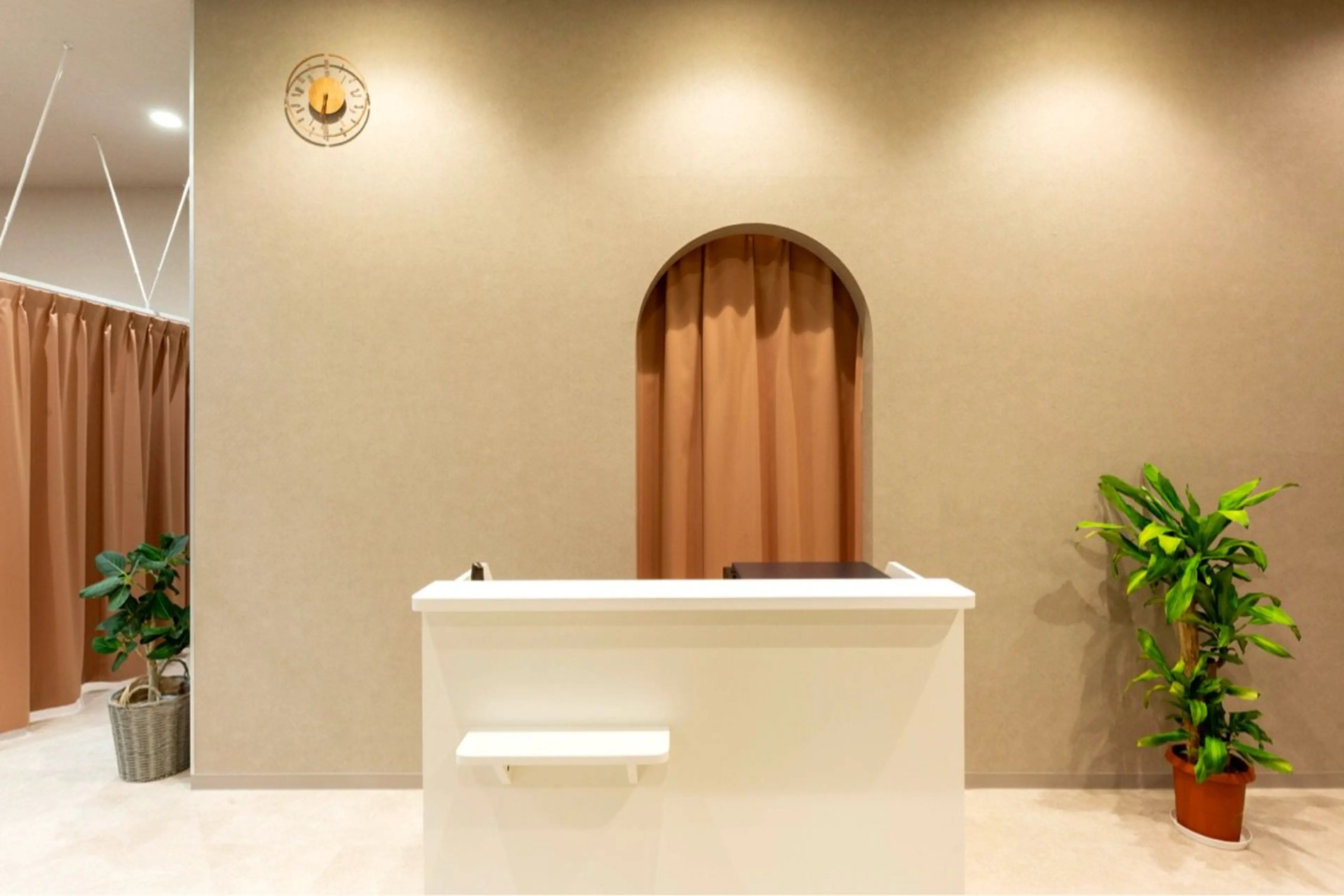 ルクールアイビューティー小出店の内観・外観2