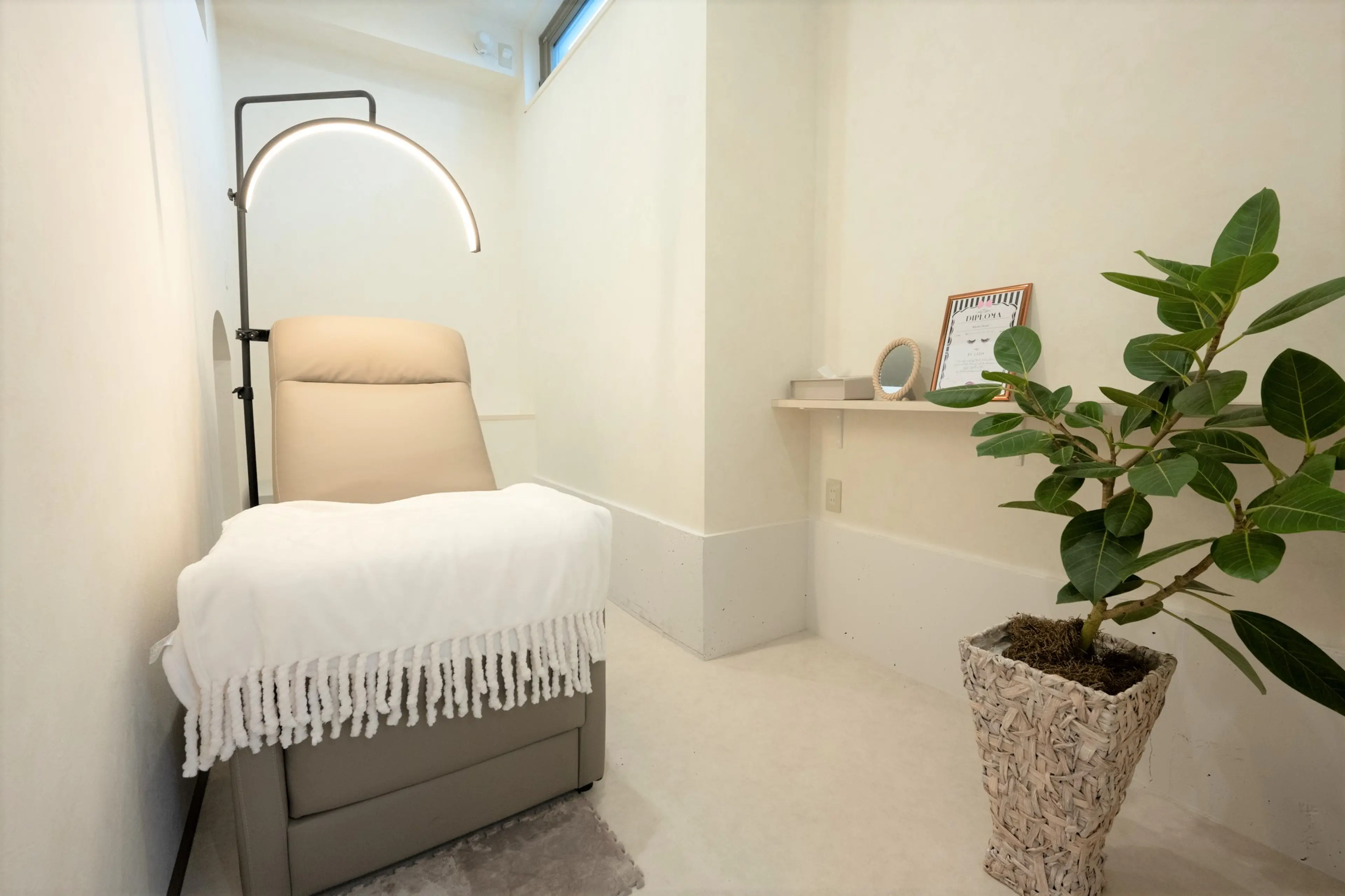 chouchou.eyelash柏の葉キャンパス店の内観・外観2