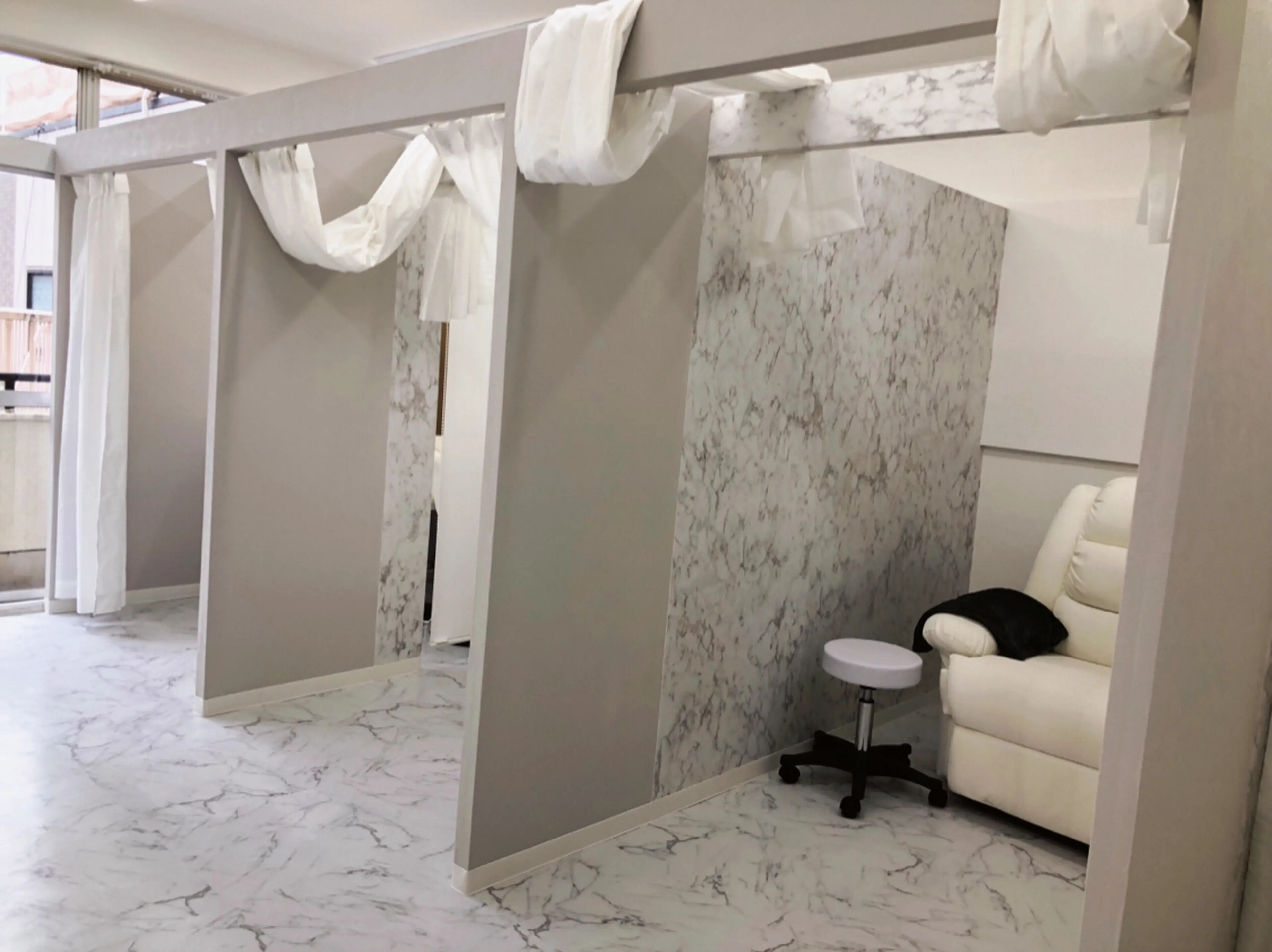 アイブロウサロン  I’ck 池袋西口店【眉毛専門店】の内観・外観2