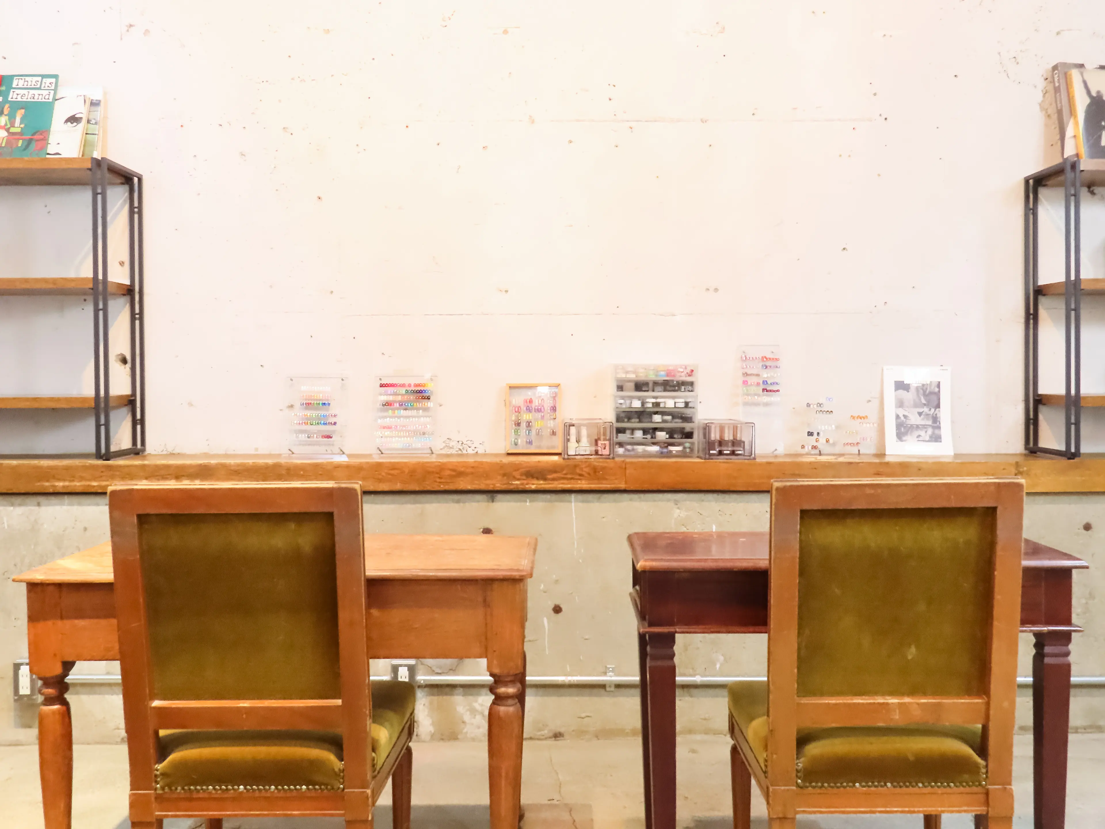 NORA  nail MINAMIAOYAMAの内観・外観2