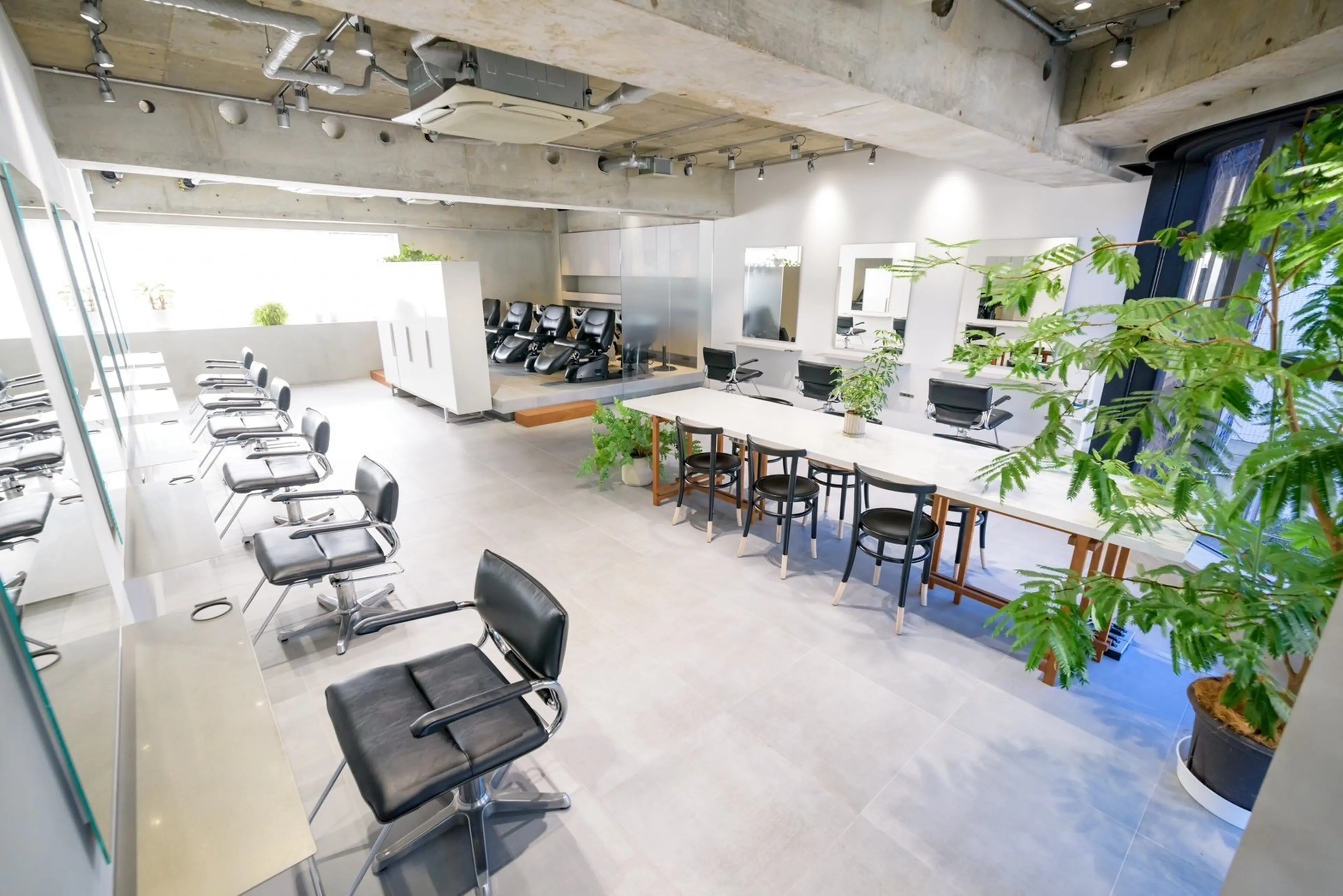 FILMS 表参道店の内観・外観2