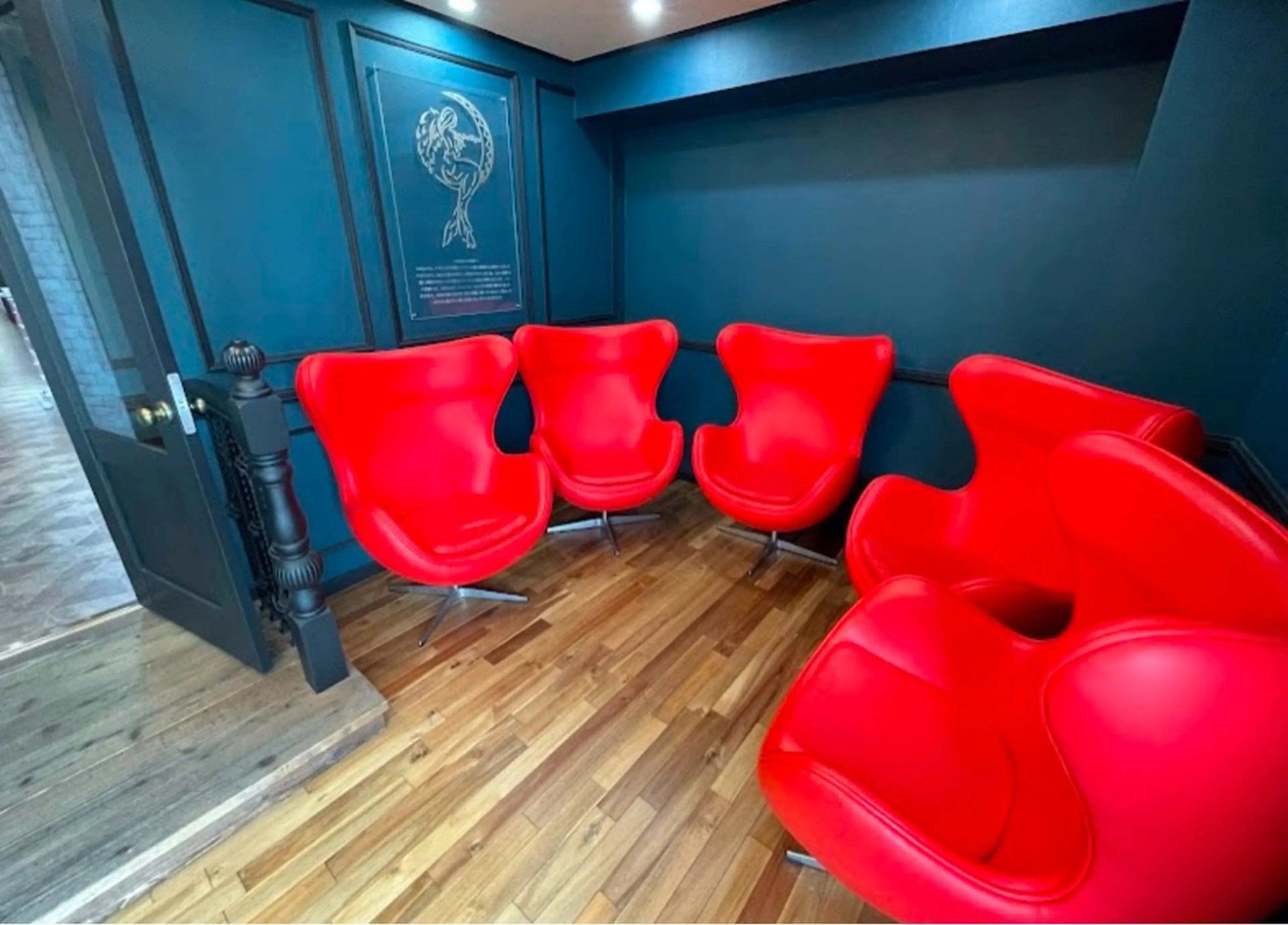 まつげパーマ&眉毛サロンCHILL EYELASH【チルアイラッシュ】浦和の内観・外観3