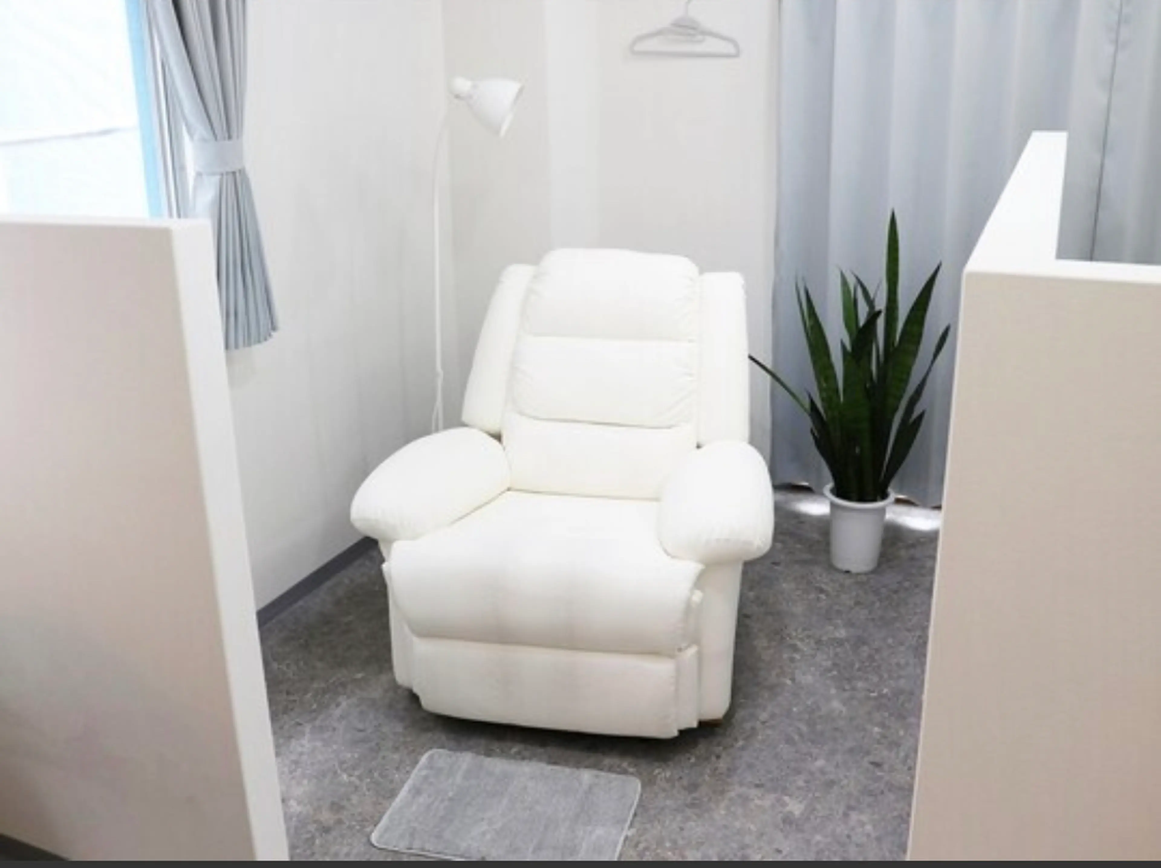 Angelic江坂店の内観・外観2