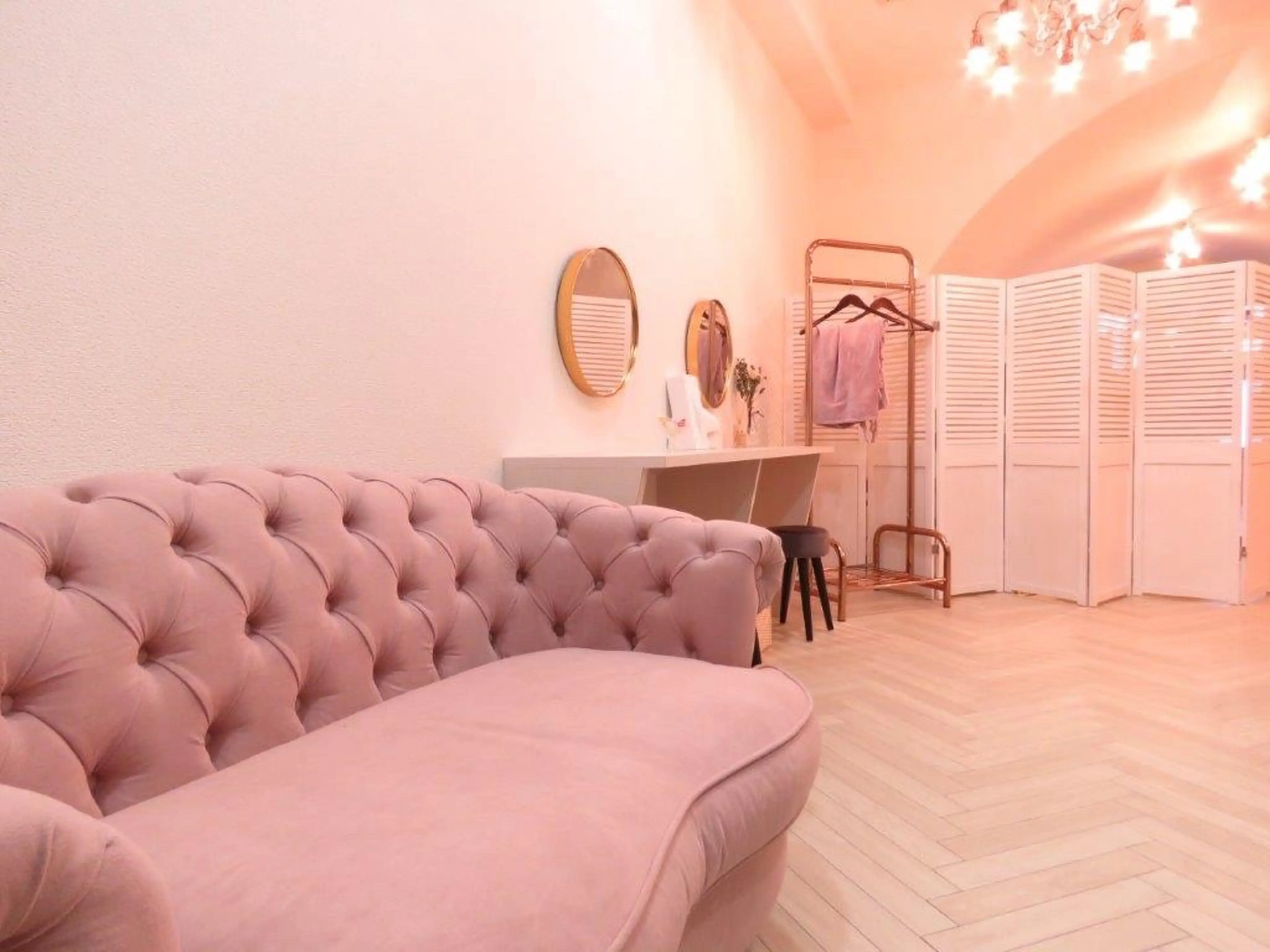 New-Line eye+の内観・外観1