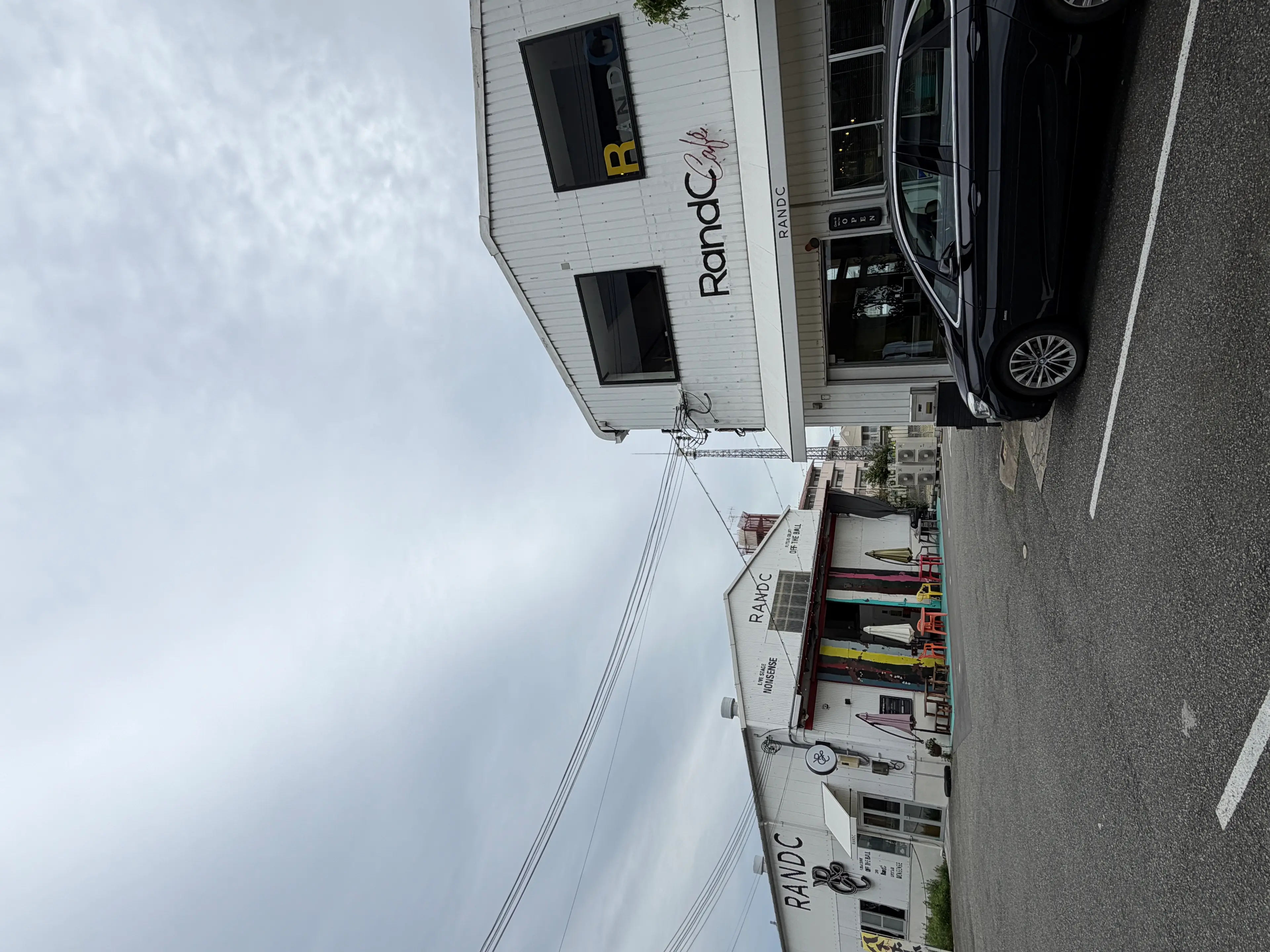 Lily nailsの内観・外観1