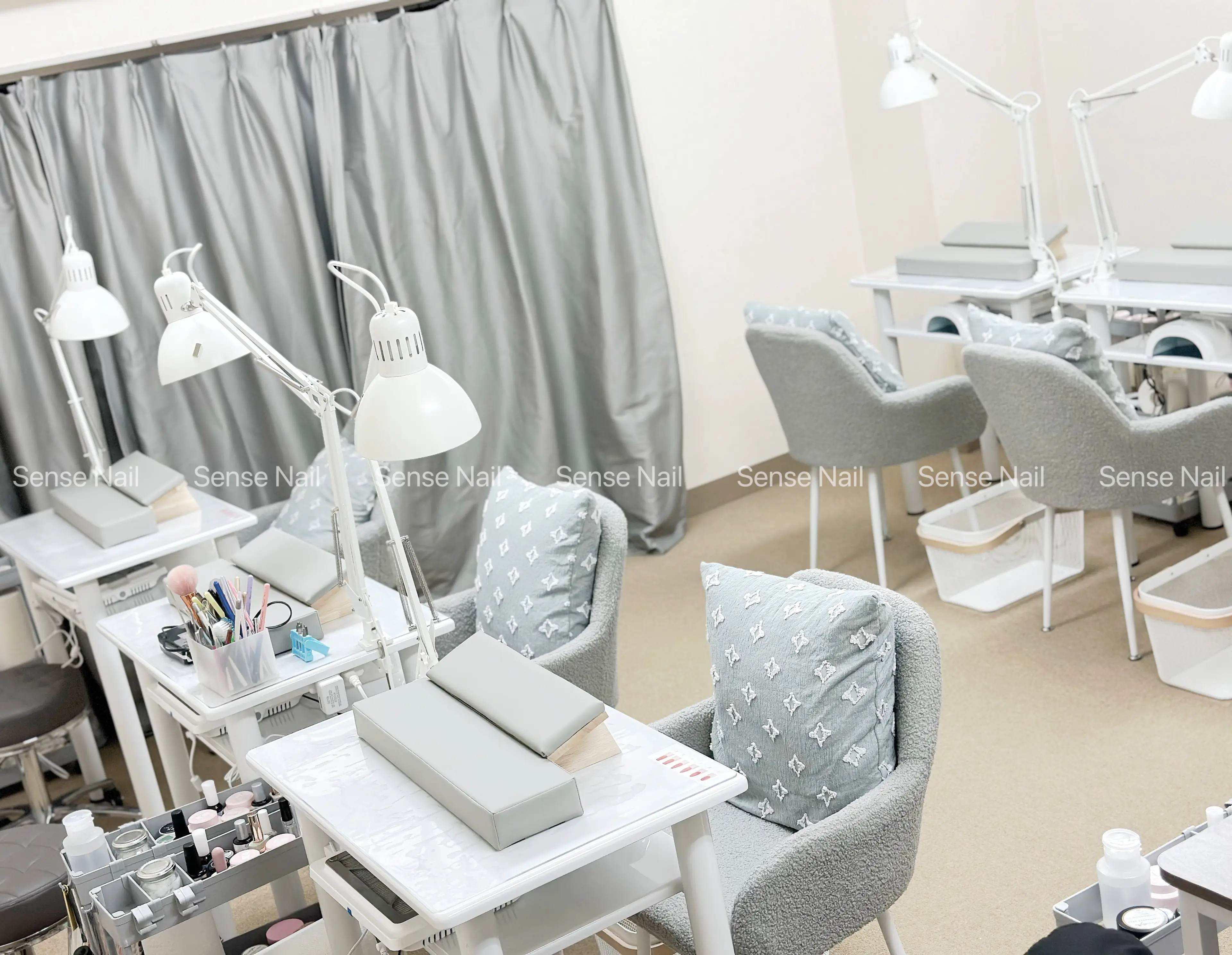 Sense Nail新宿店【センスネイル】の内観・外観2