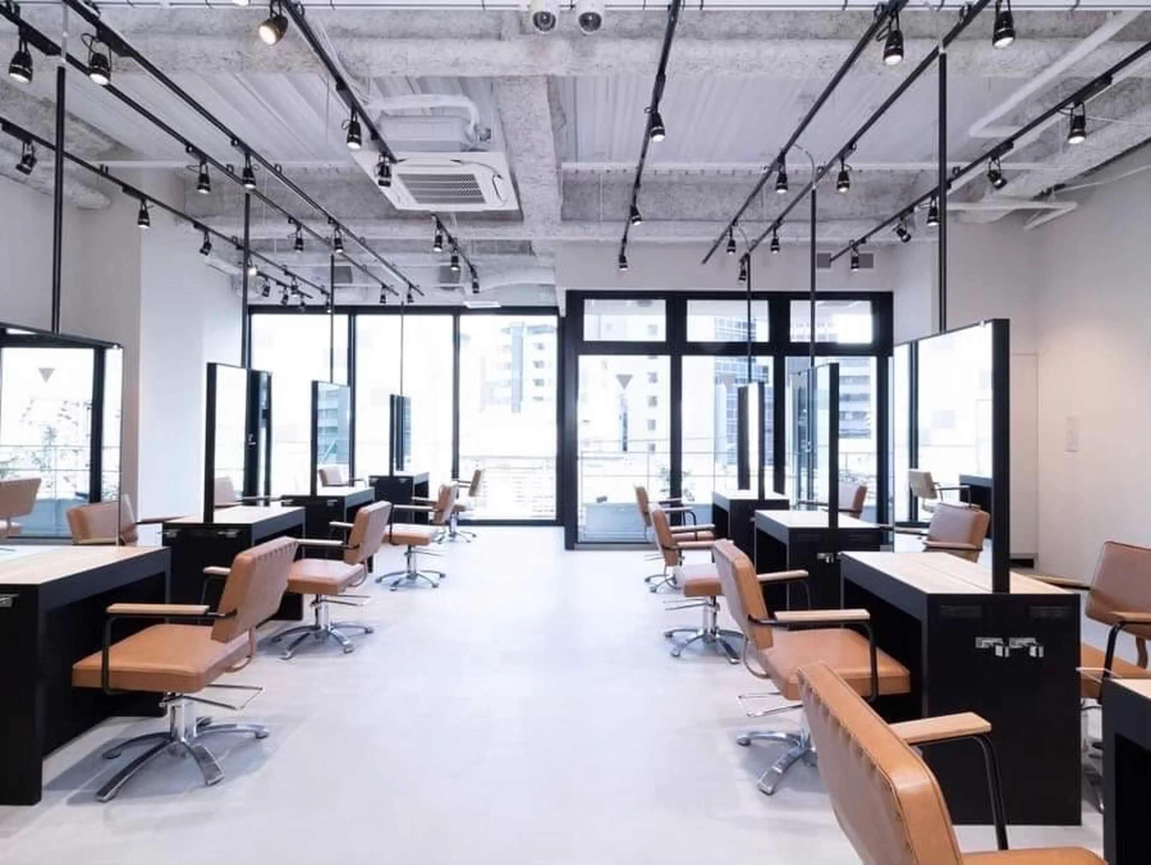 ALLYS(アリーズ)の内観・外観1