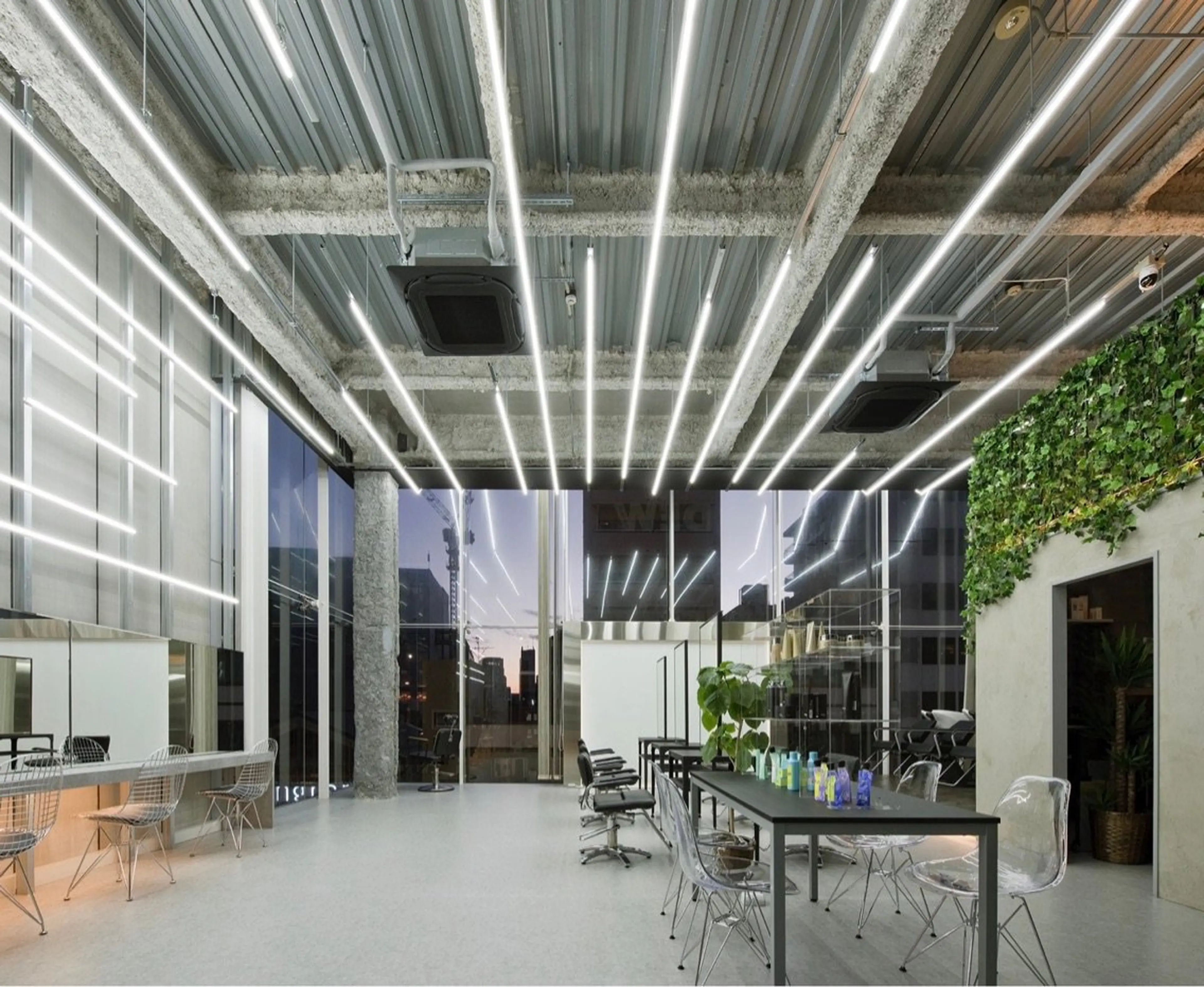 DEWの内観・外観3